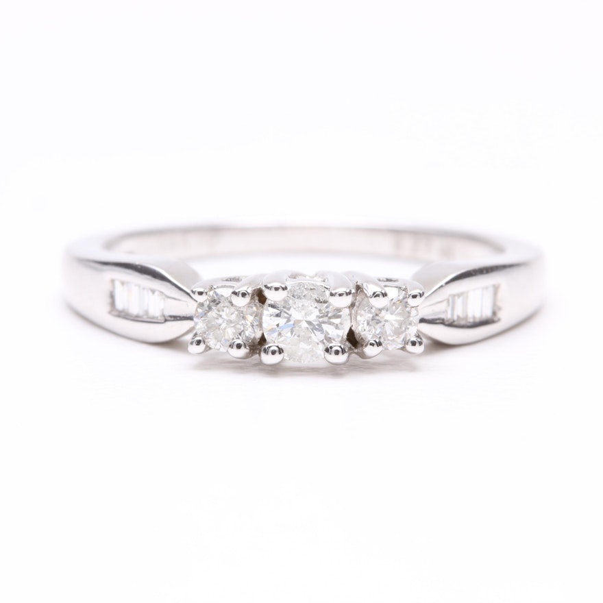 14K White Gold Diamond Ring