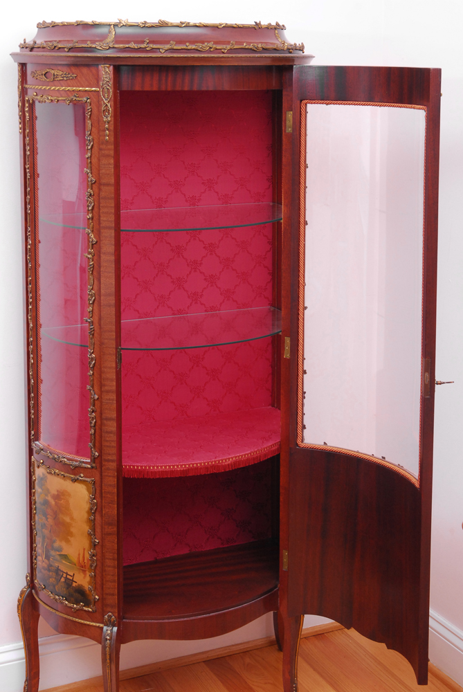 Spanish Louis XV Style Vitrine with Ormolu and Hand-Painted Panels by Soriano