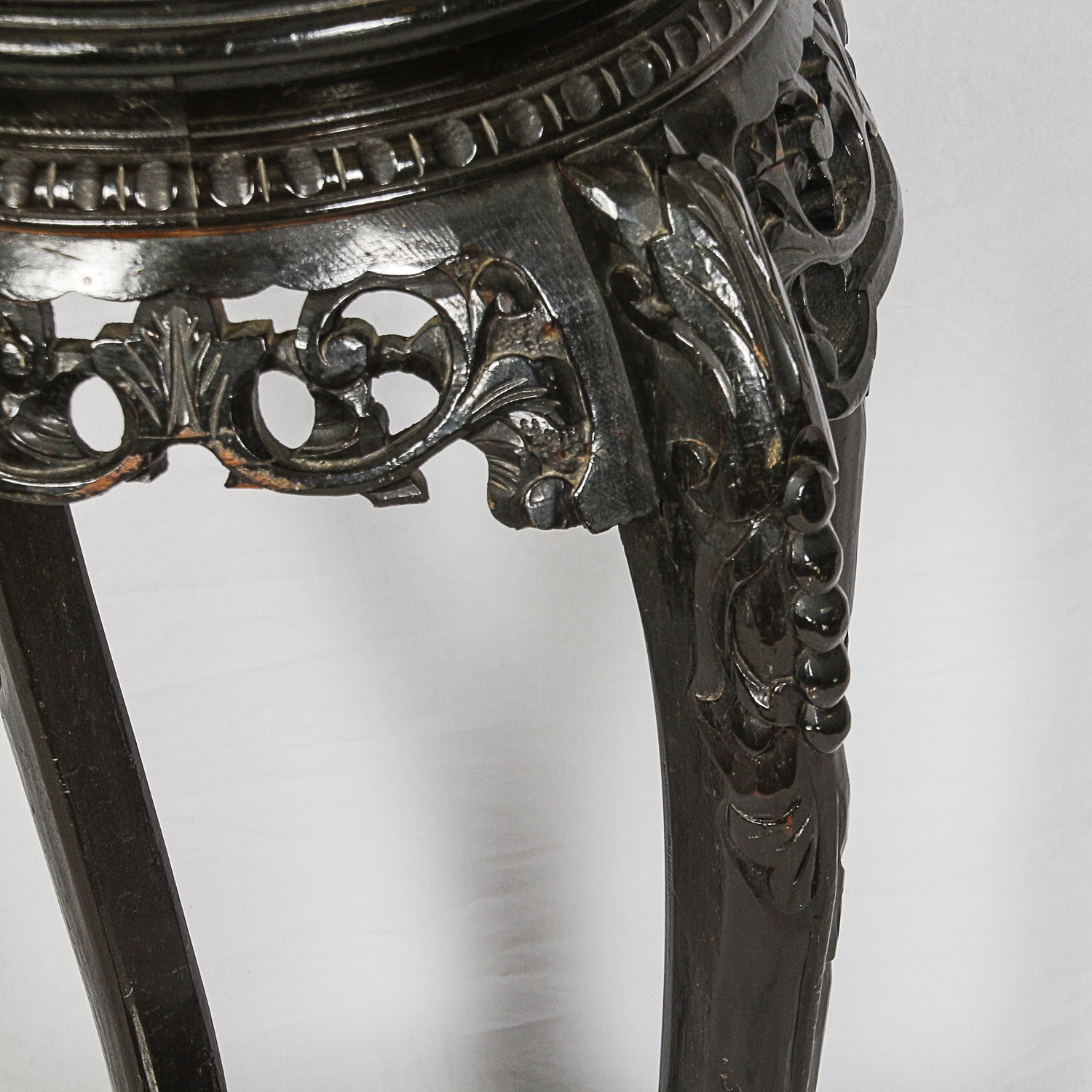 Vintage Neoclassical Style Plant Stand with Hand-Painted Top Surface