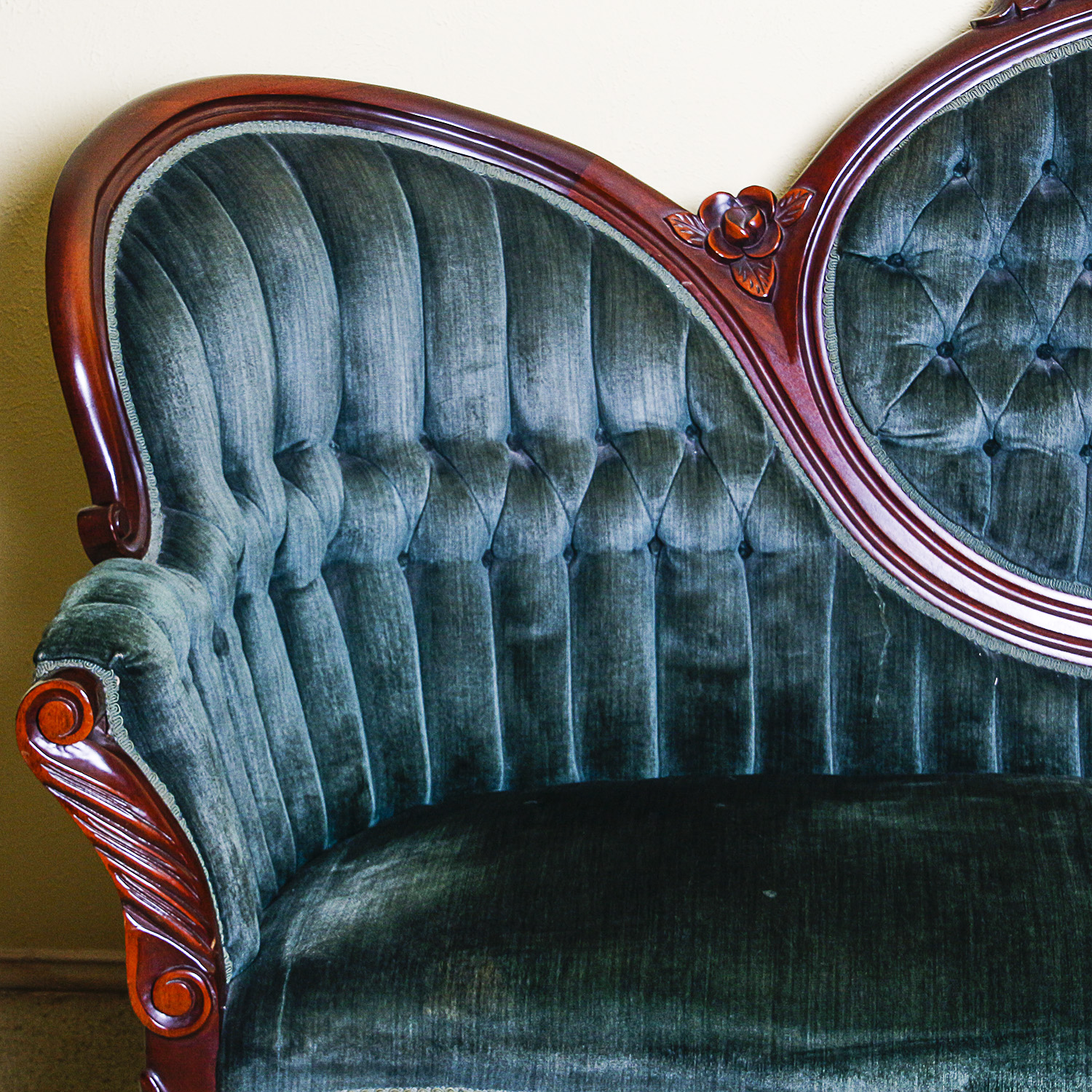 Vintage Victorian Style Upholstered Settee