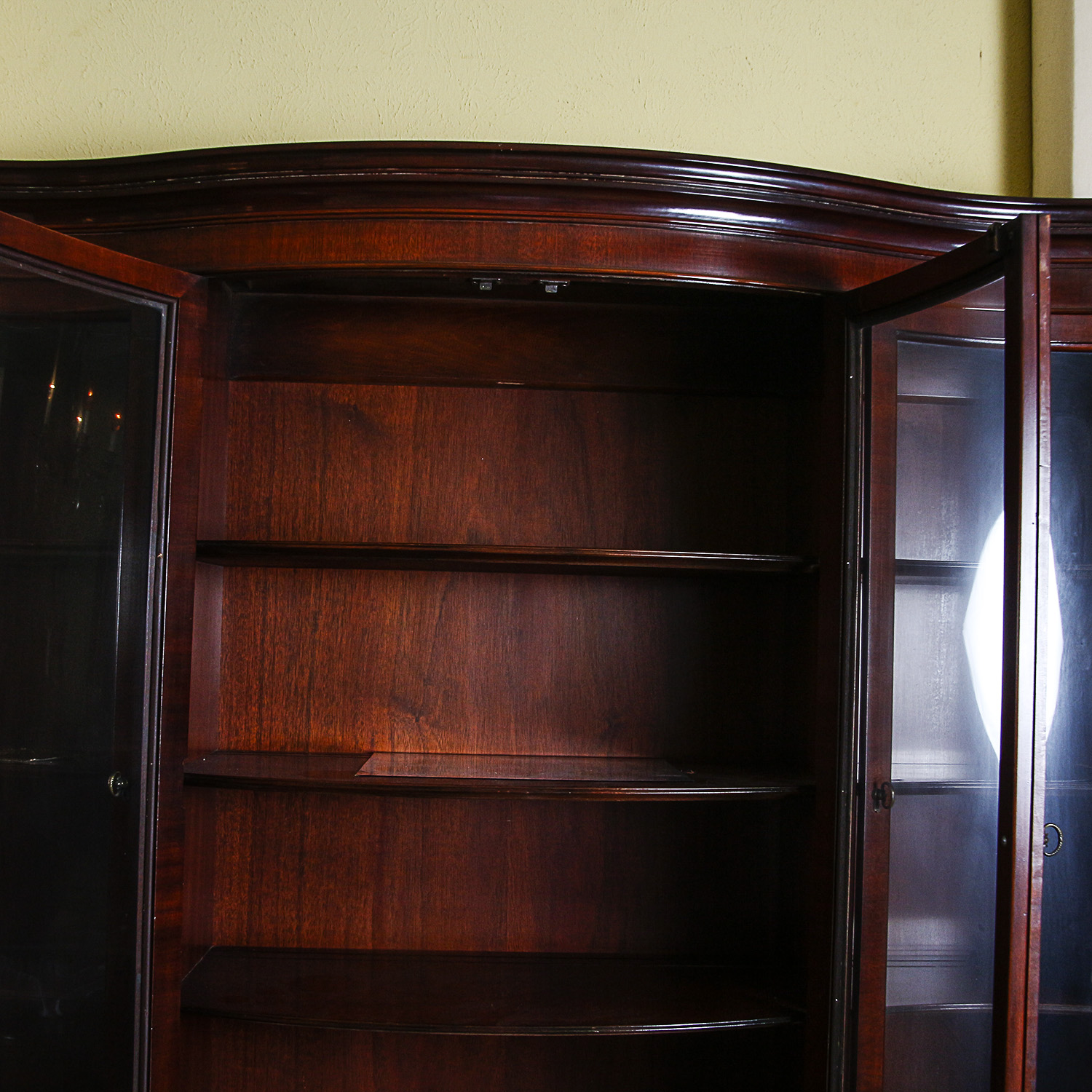 Vintage Georgian Style Mahogany China Cabinet