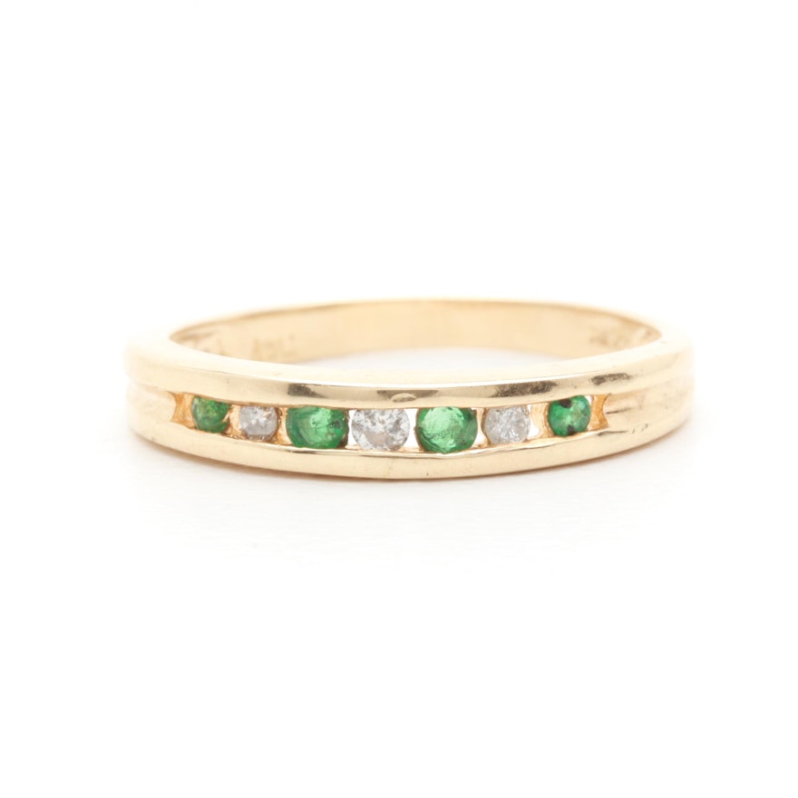 10K Yellow Gold Diamond and Emerald Ring