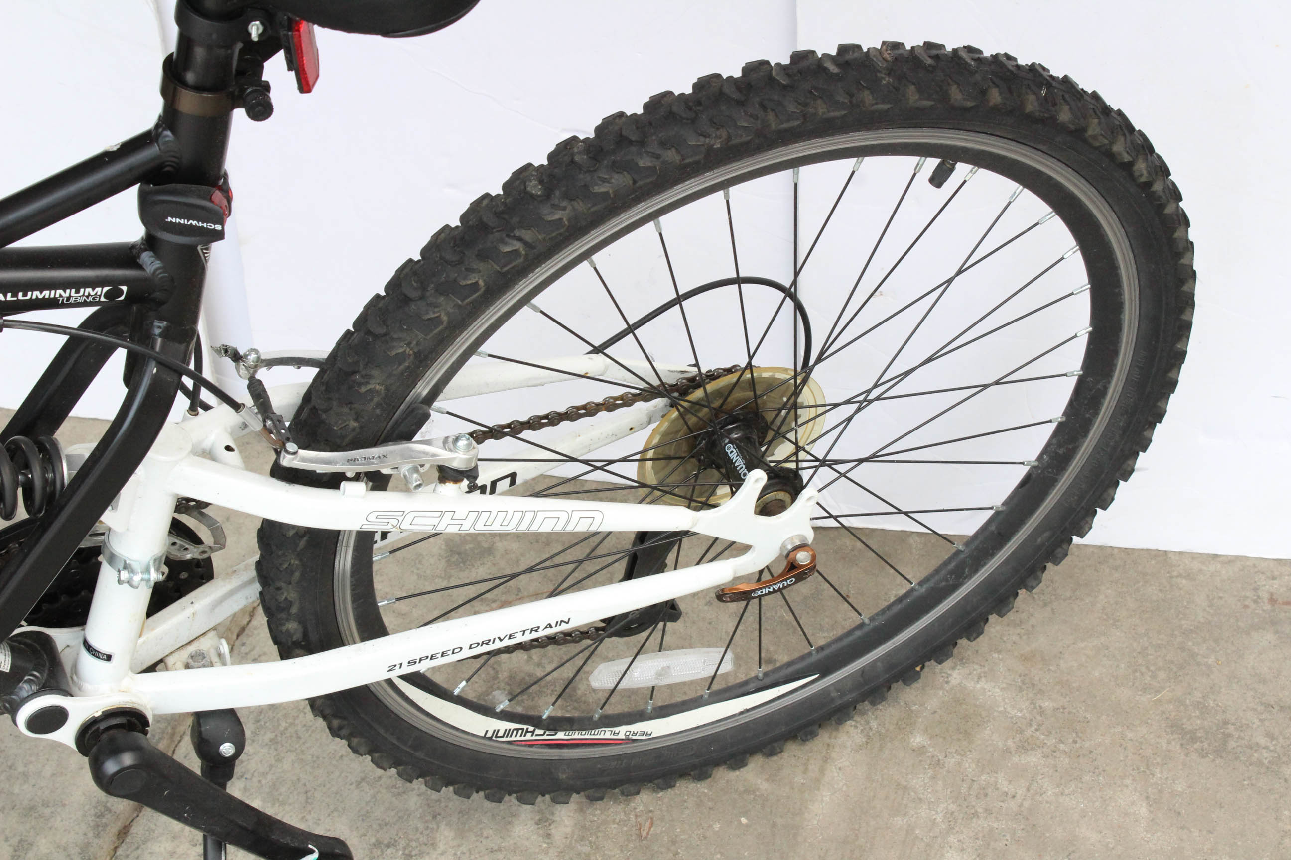 Schwinn S-25 Mountain Bike