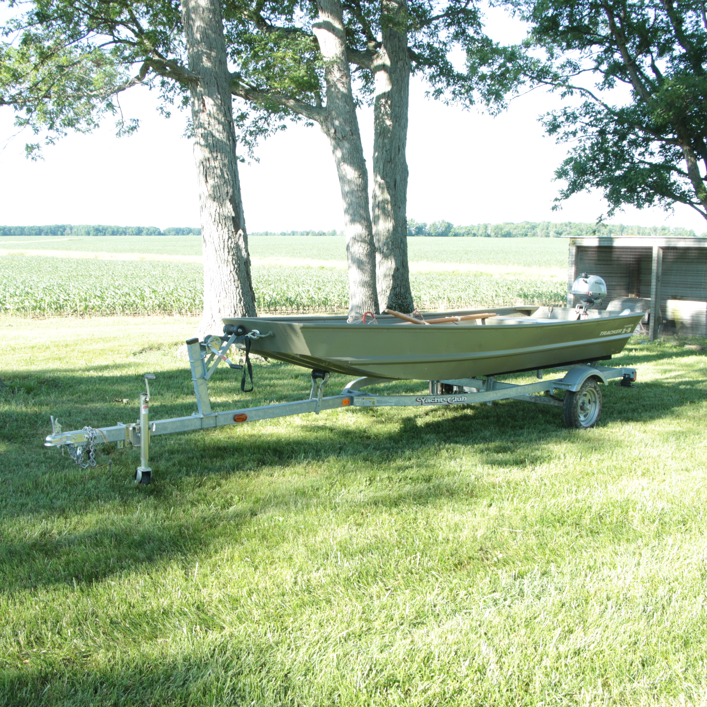 Tracker Topper 1436 Jon Boat And Yacht Club Trailer