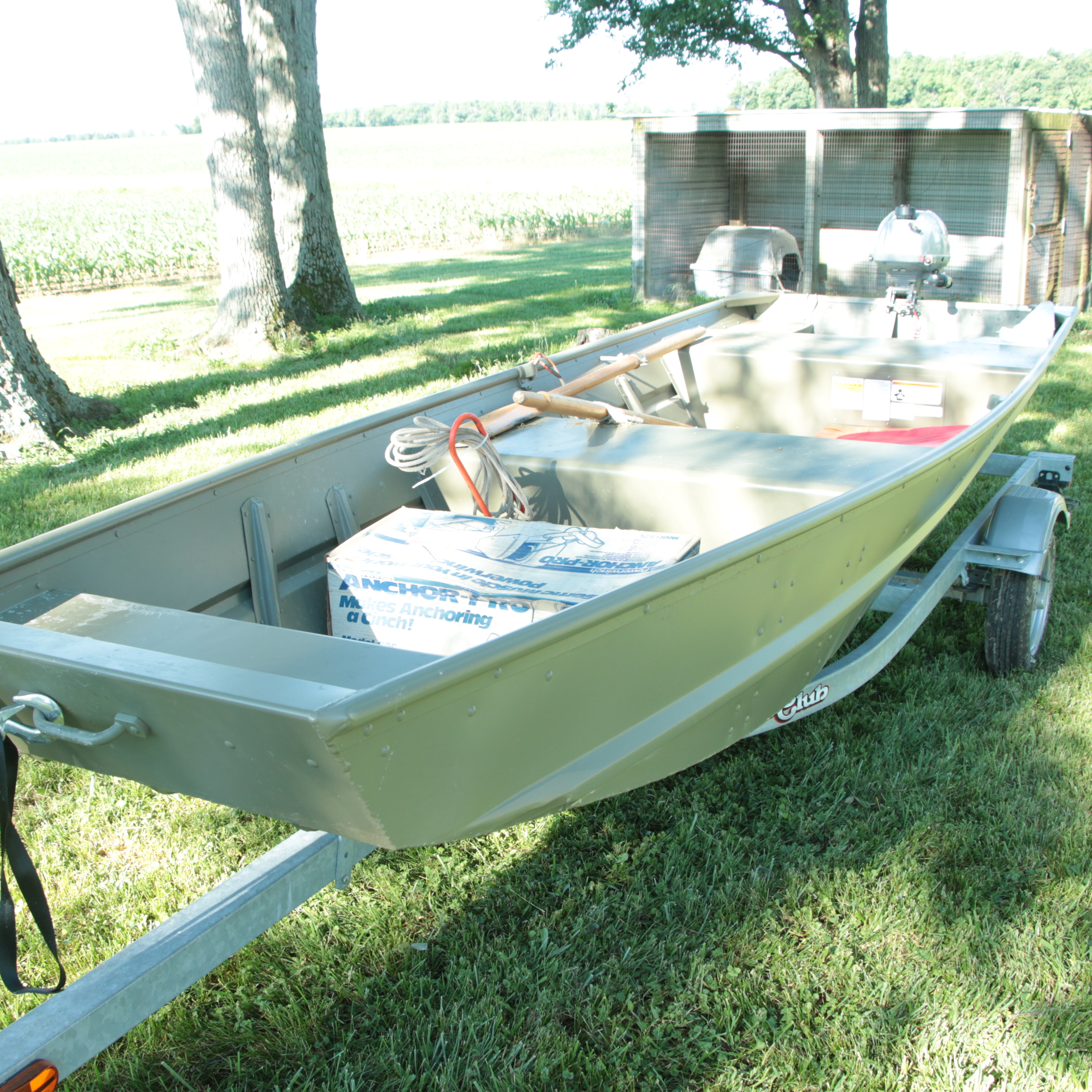 Tracker Topper 1436 Jon Boat And Yacht Club Trailer