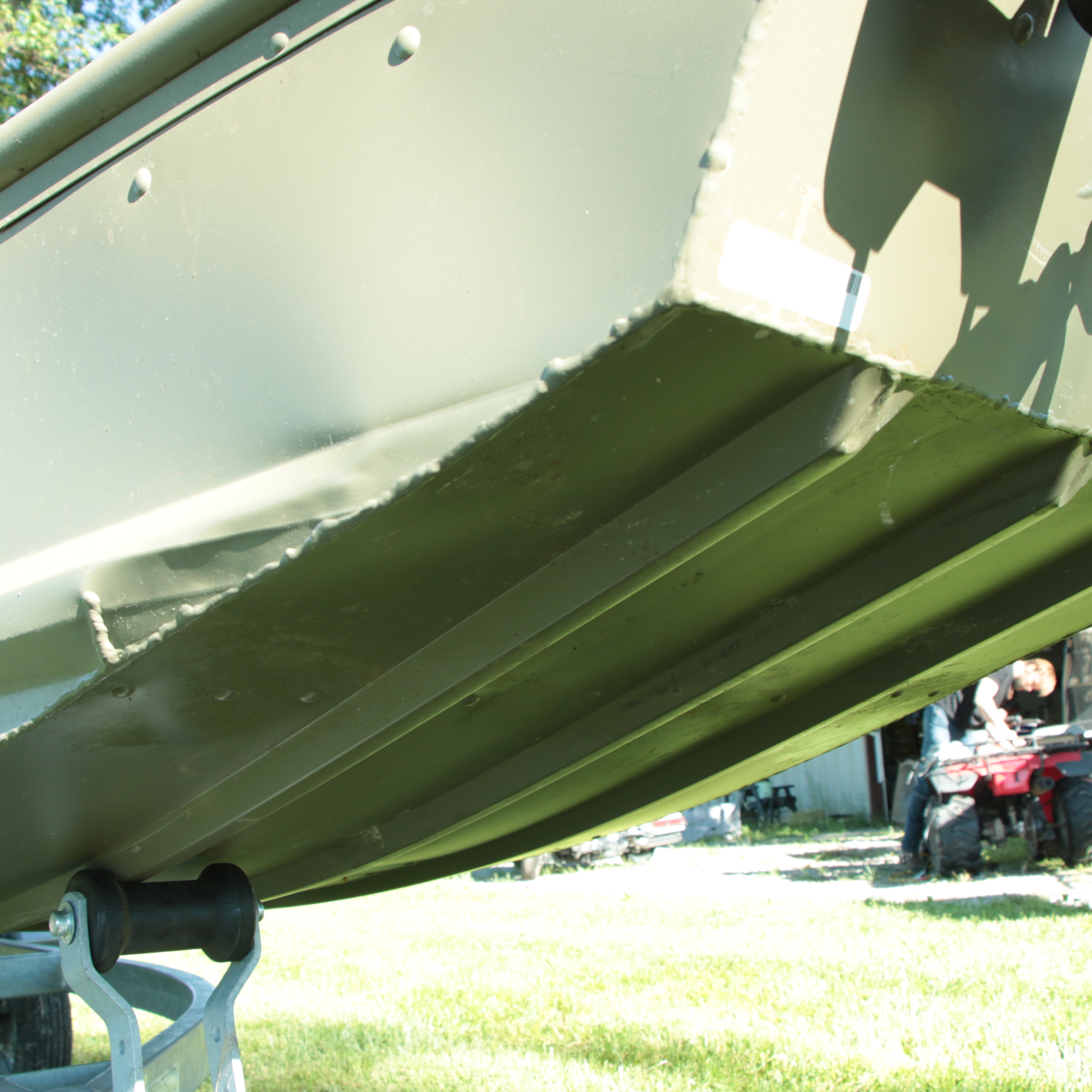 Tracker Topper 1436 Jon Boat And Yacht Club Trailer