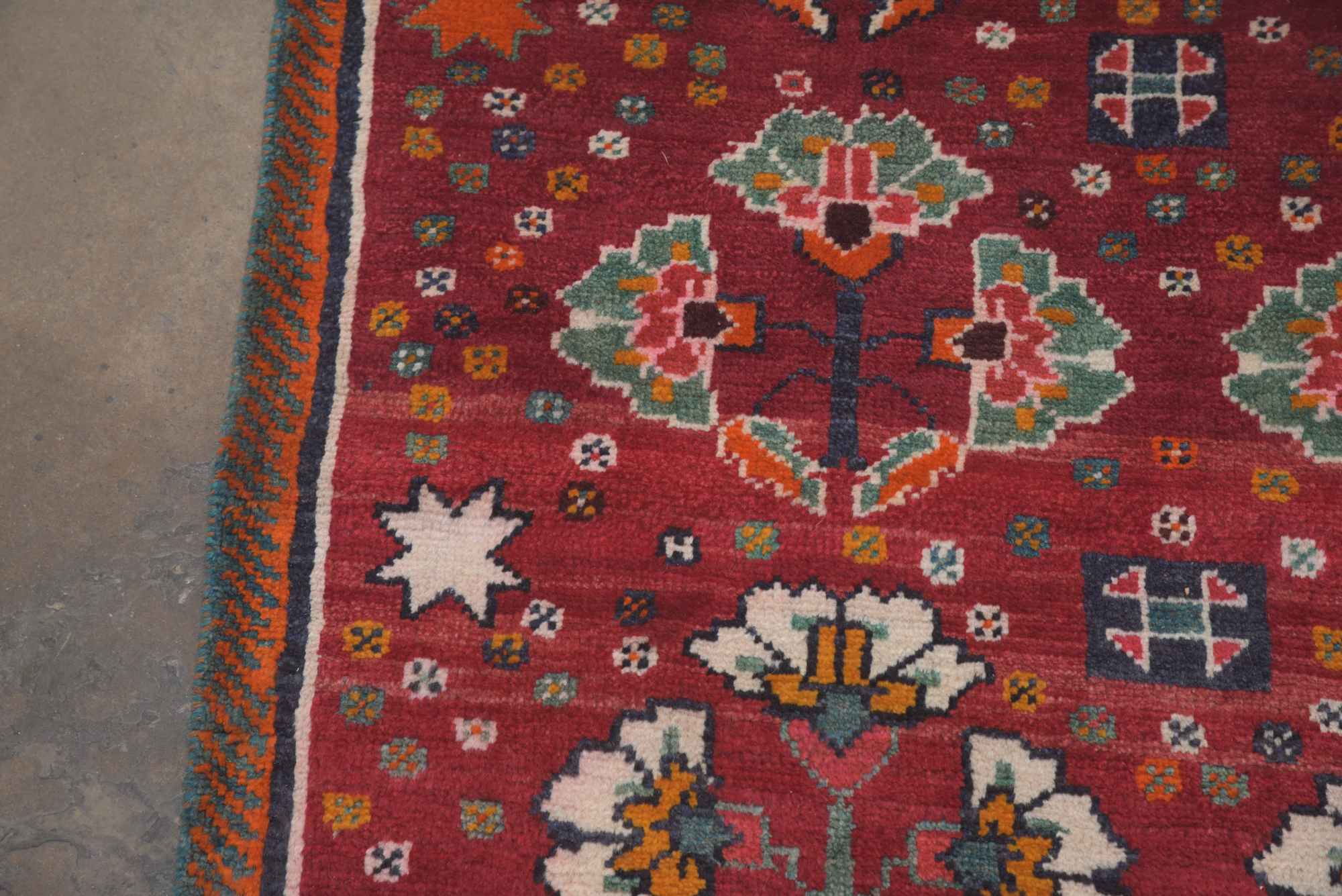 Hand-Knotted Persian Qashqai Wool Area Rug