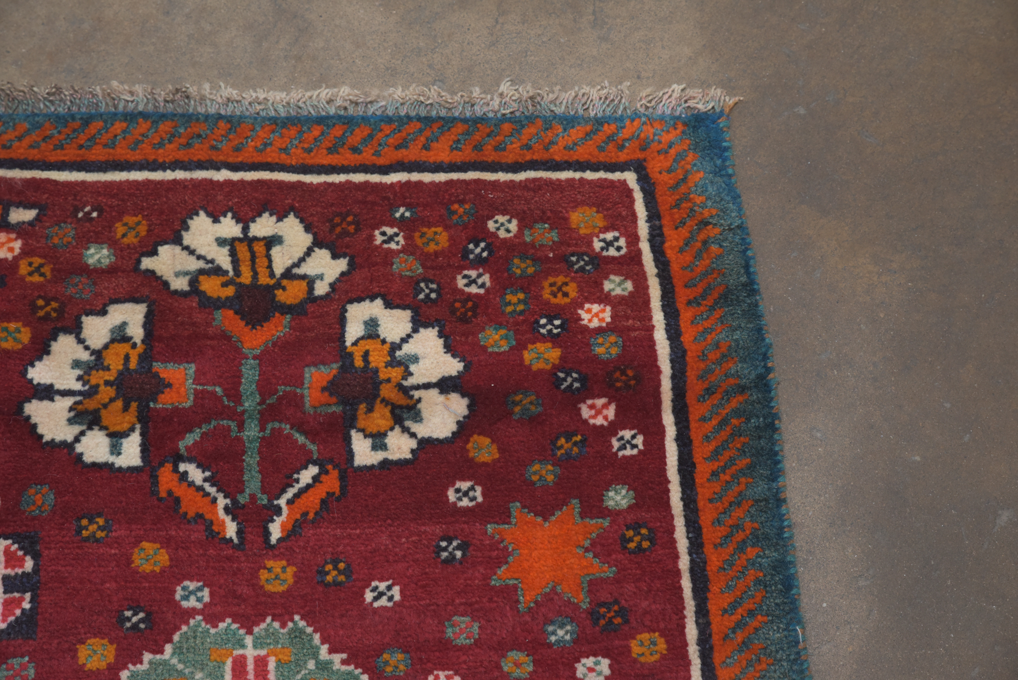 Hand-Knotted Persian Qashqai Wool Area Rug