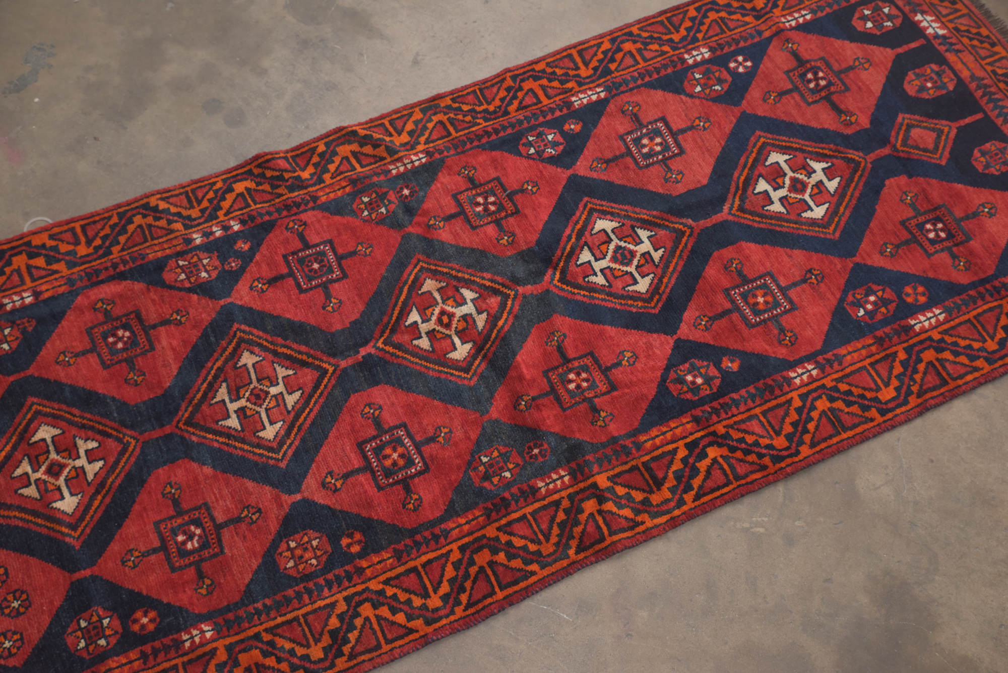 Hand-Knotted Persian Qashqai Wool Area Rug