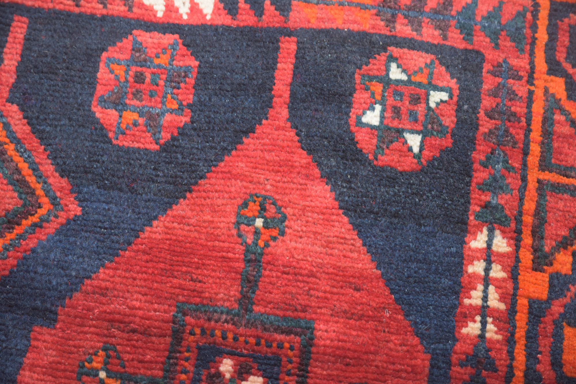 Hand-Knotted Persian Qashqai Wool Area Rug