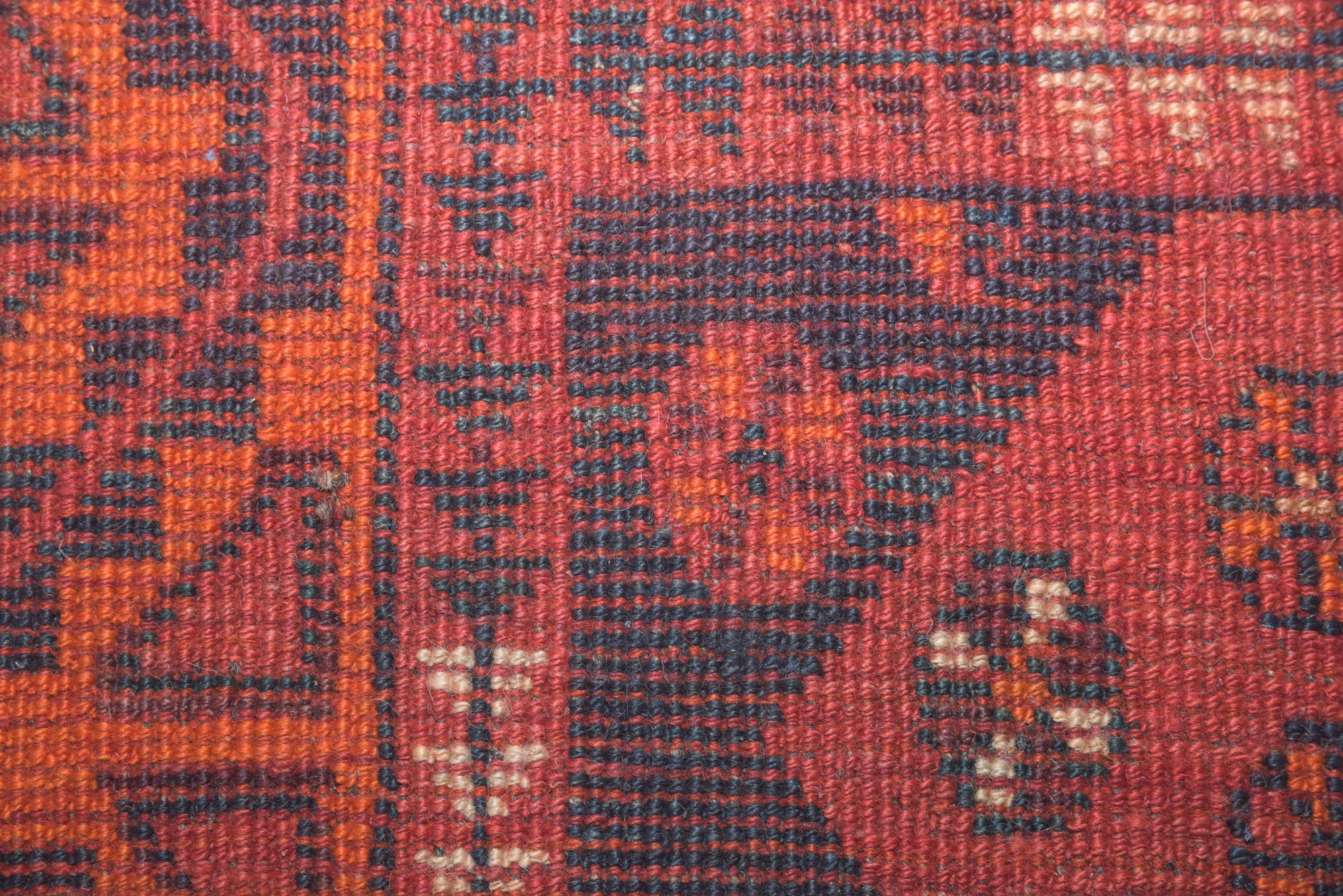 Hand-Knotted Persian Qashqai Wool Area Rug