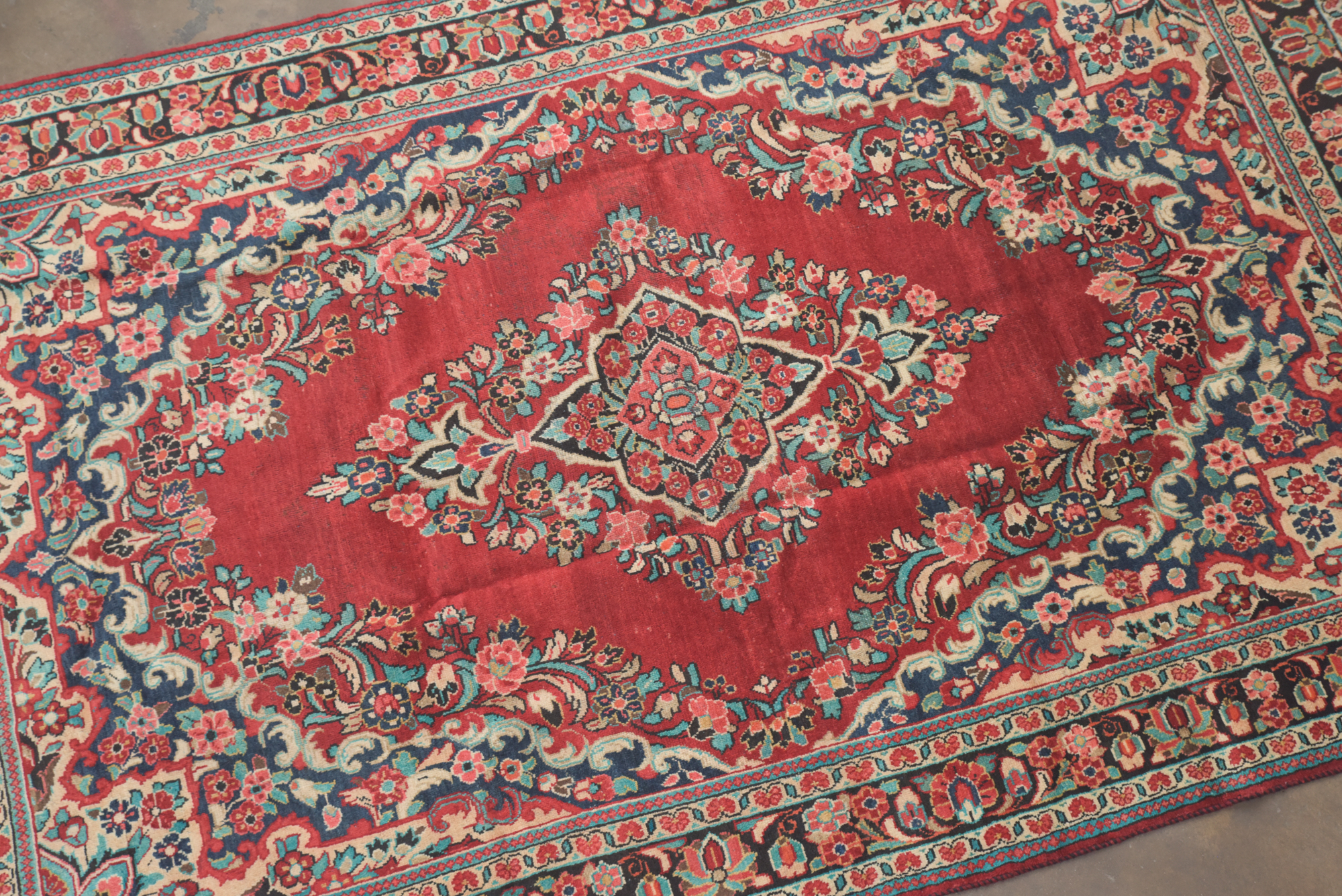 Hand-Knotted Persian Kashan Wool Area Rug