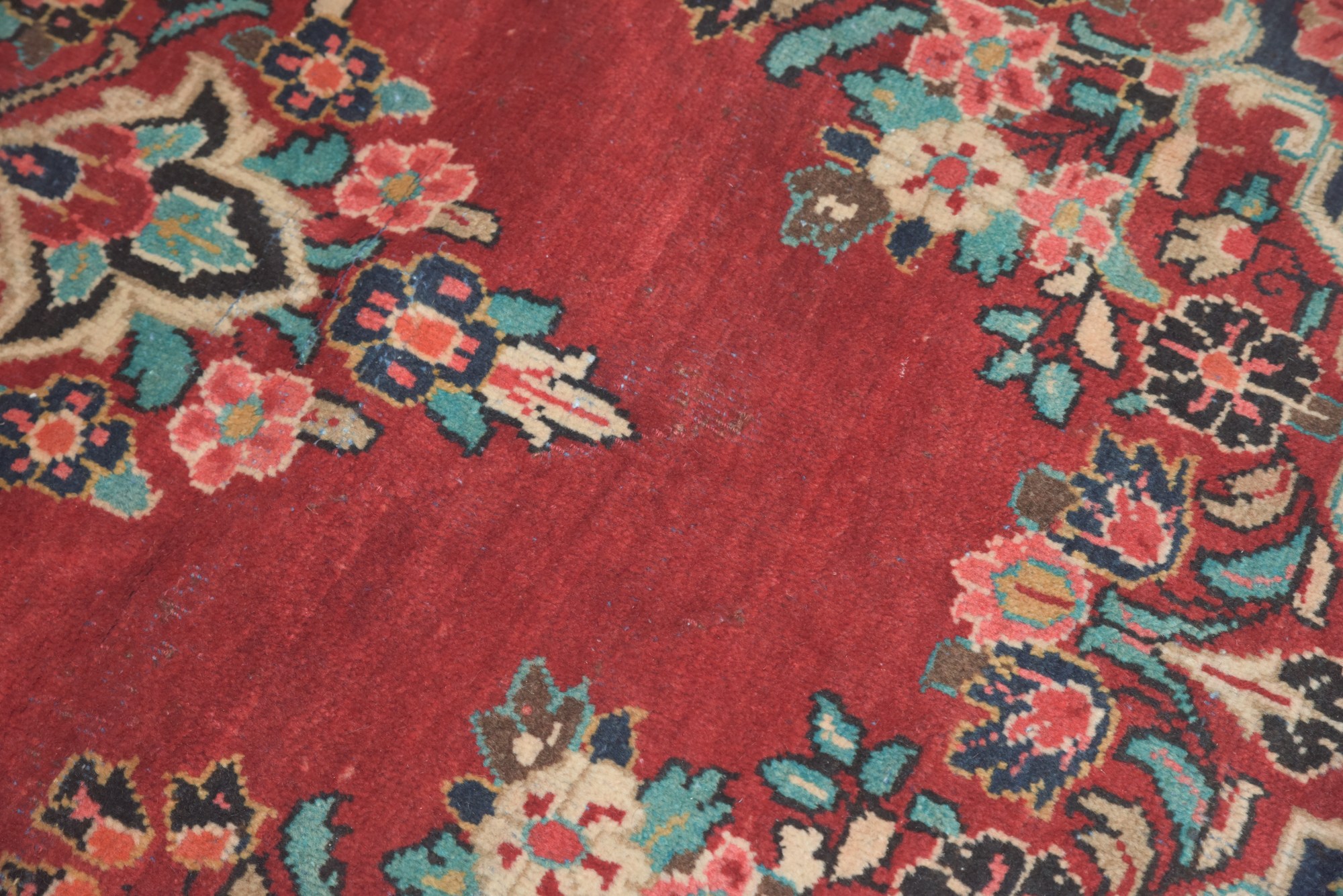 Hand-Knotted Persian Kashan Wool Area Rug