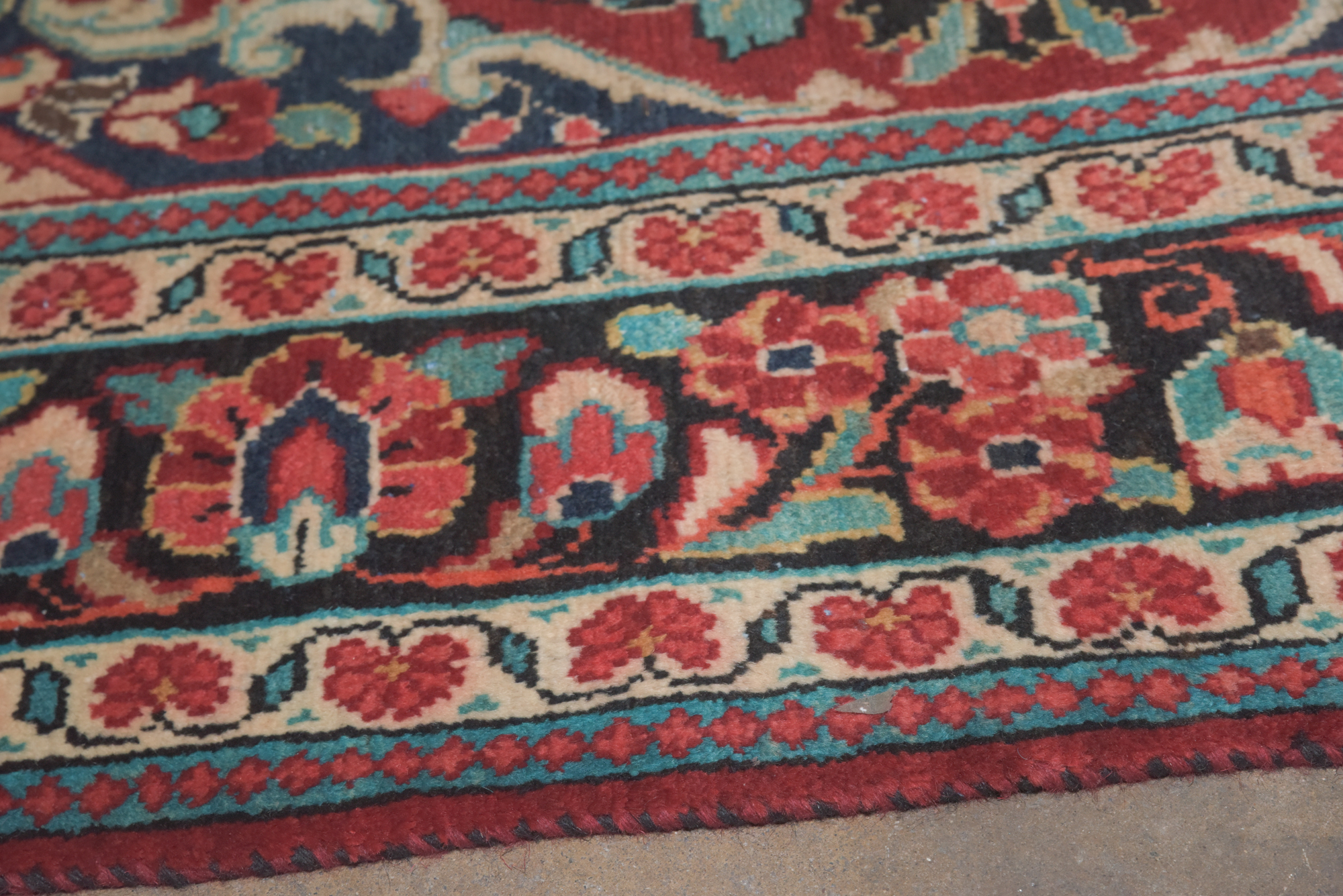 Hand-Knotted Persian Kashan Wool Area Rug