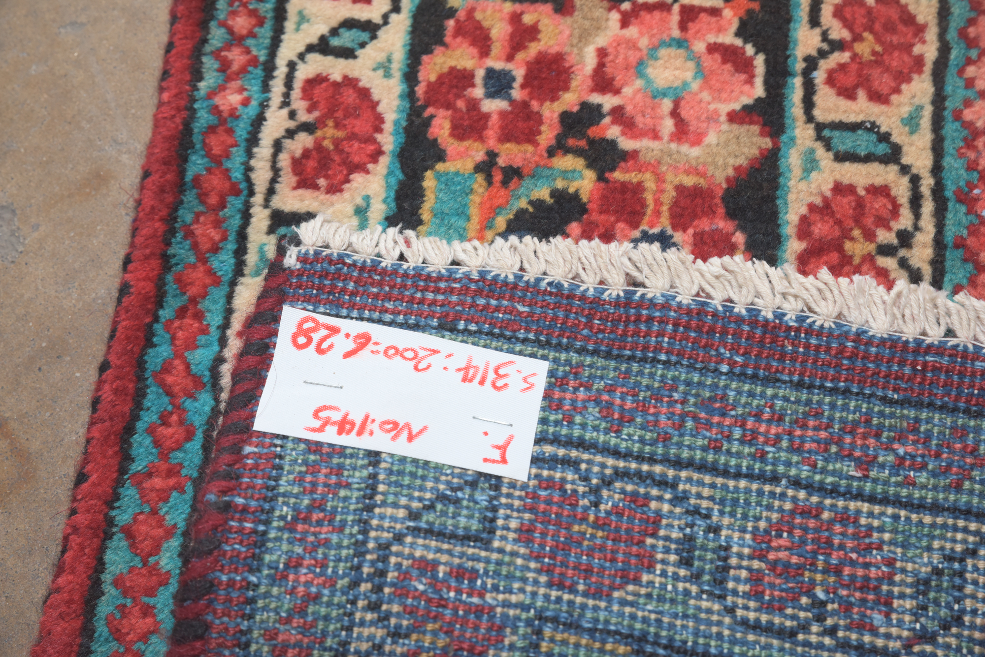 Hand-Knotted Persian Kashan Wool Area Rug