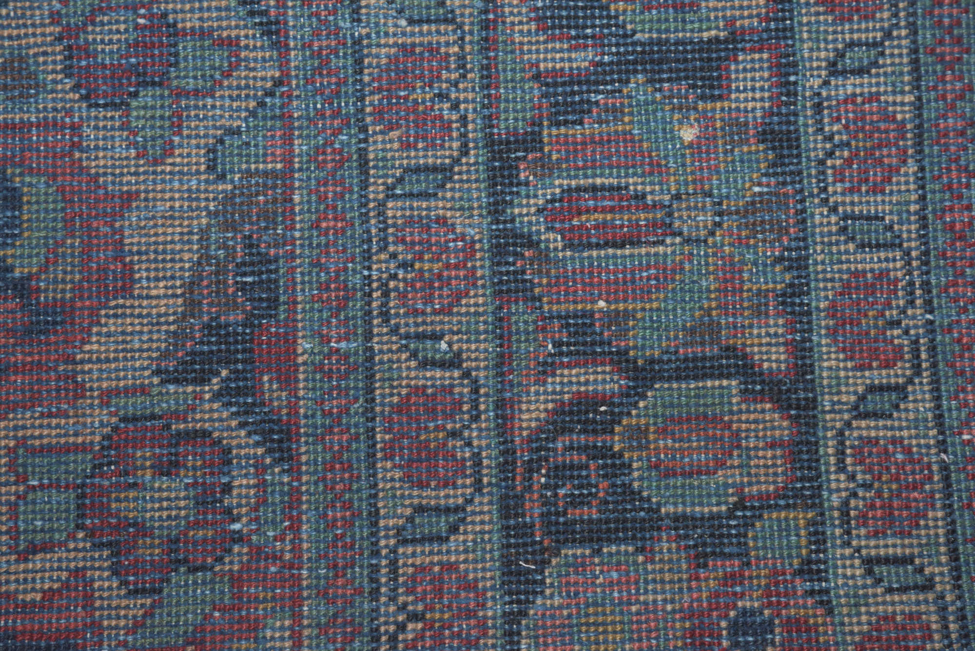 Hand-Knotted Persian Kashan Wool Area Rug