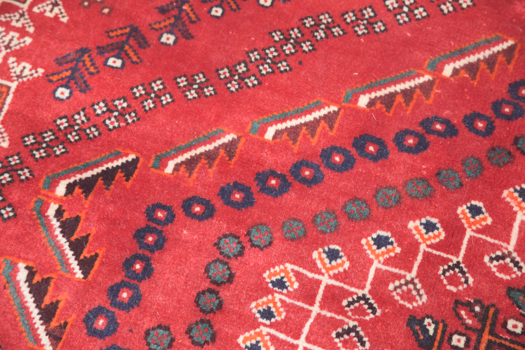 Hand-Knotted Persian Qashqai Wool Area Rug