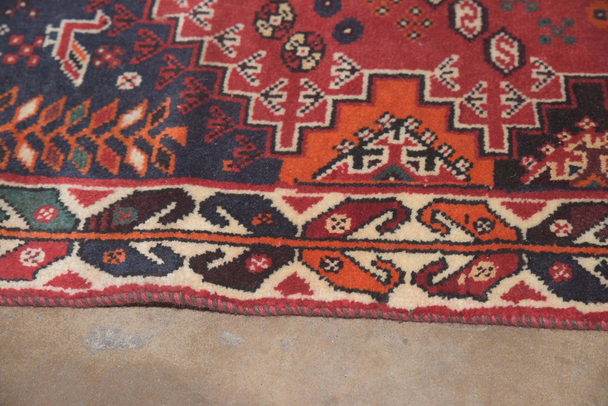 Hand-Knotted Persian Qashqai Wool Area Rug