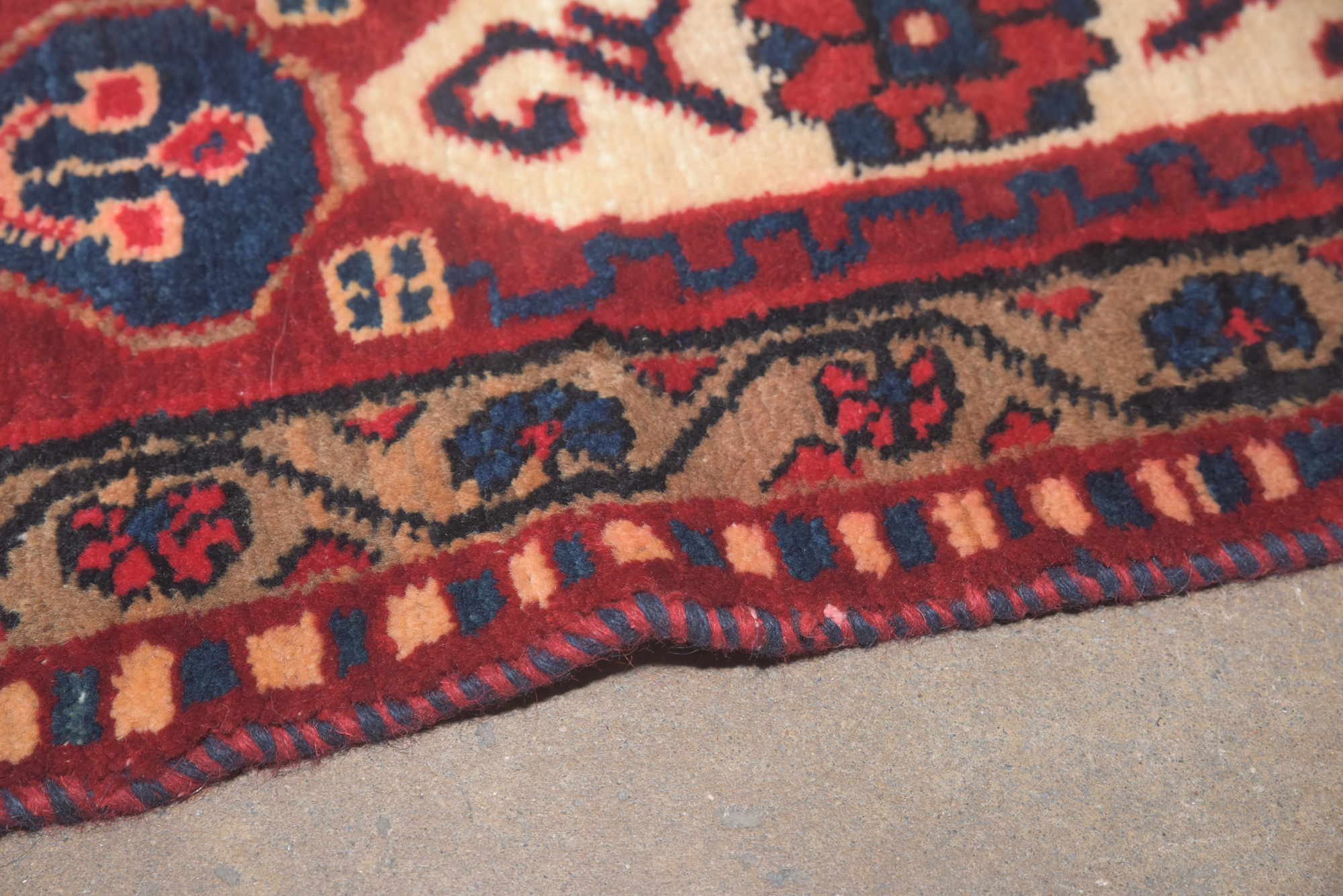 Hand-Knotted Persian Hamadan Pictoral Area Rug