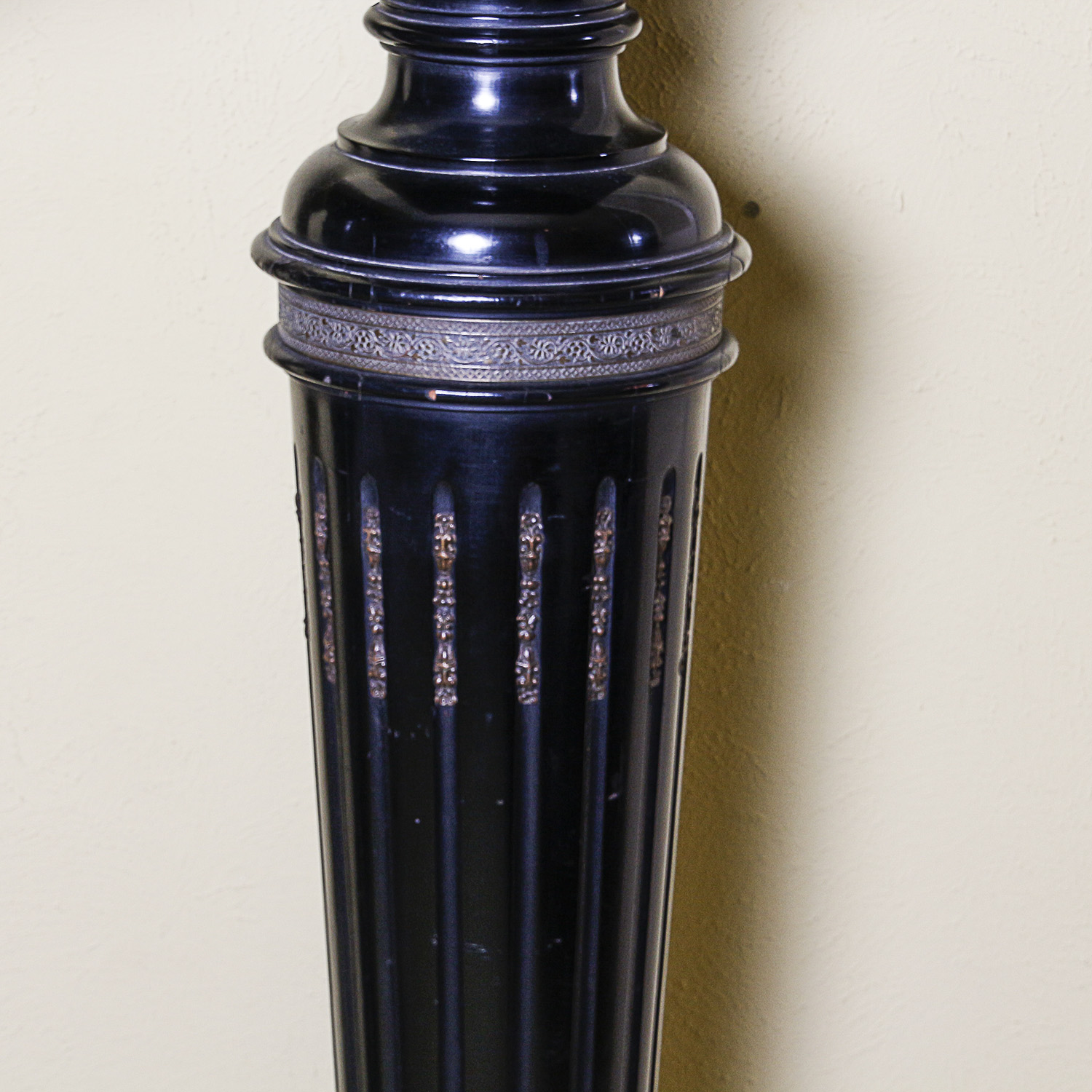 Vintage Neoclassical Style Pedestals