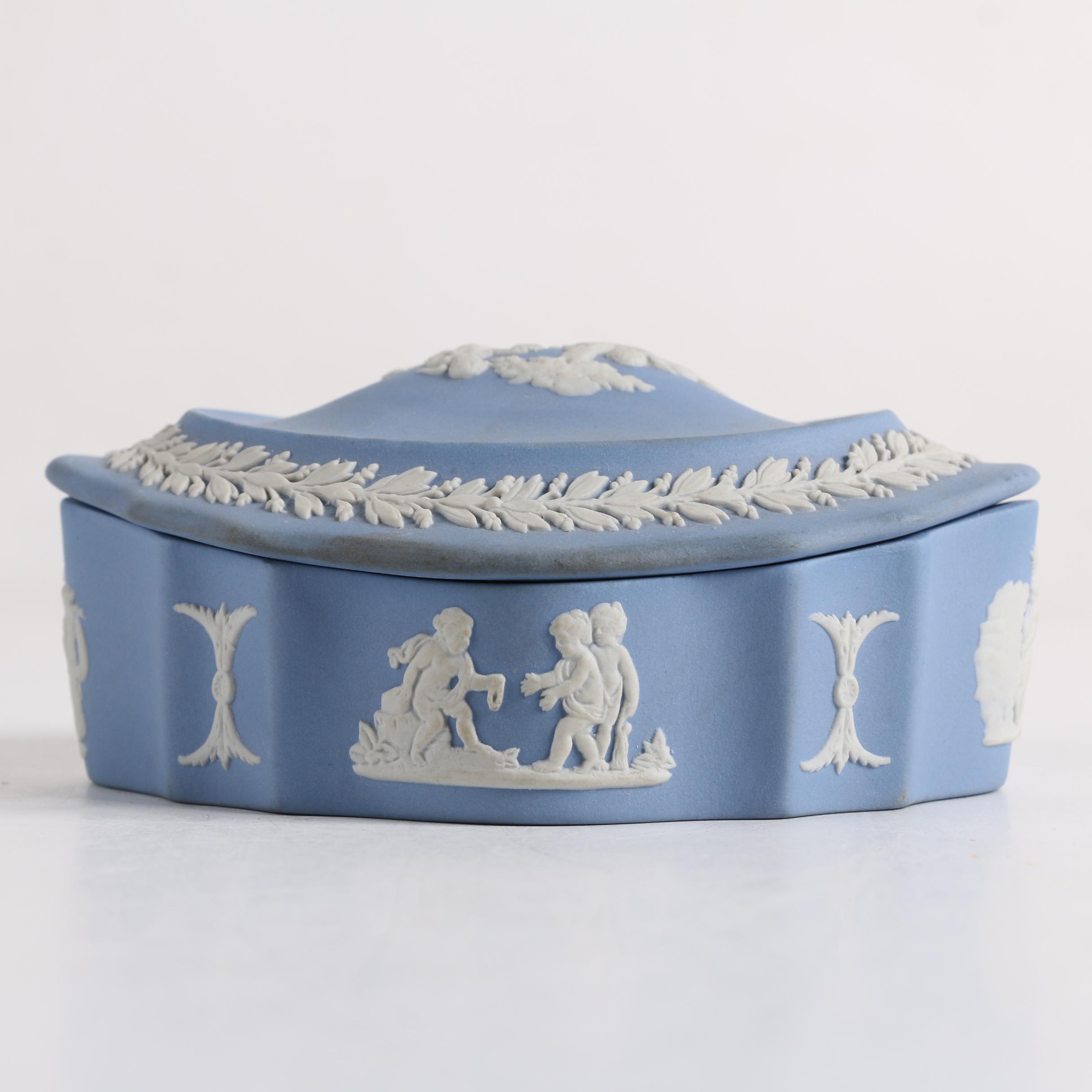 Wedgwood Jasperware Trinket Box and Ash Receiver