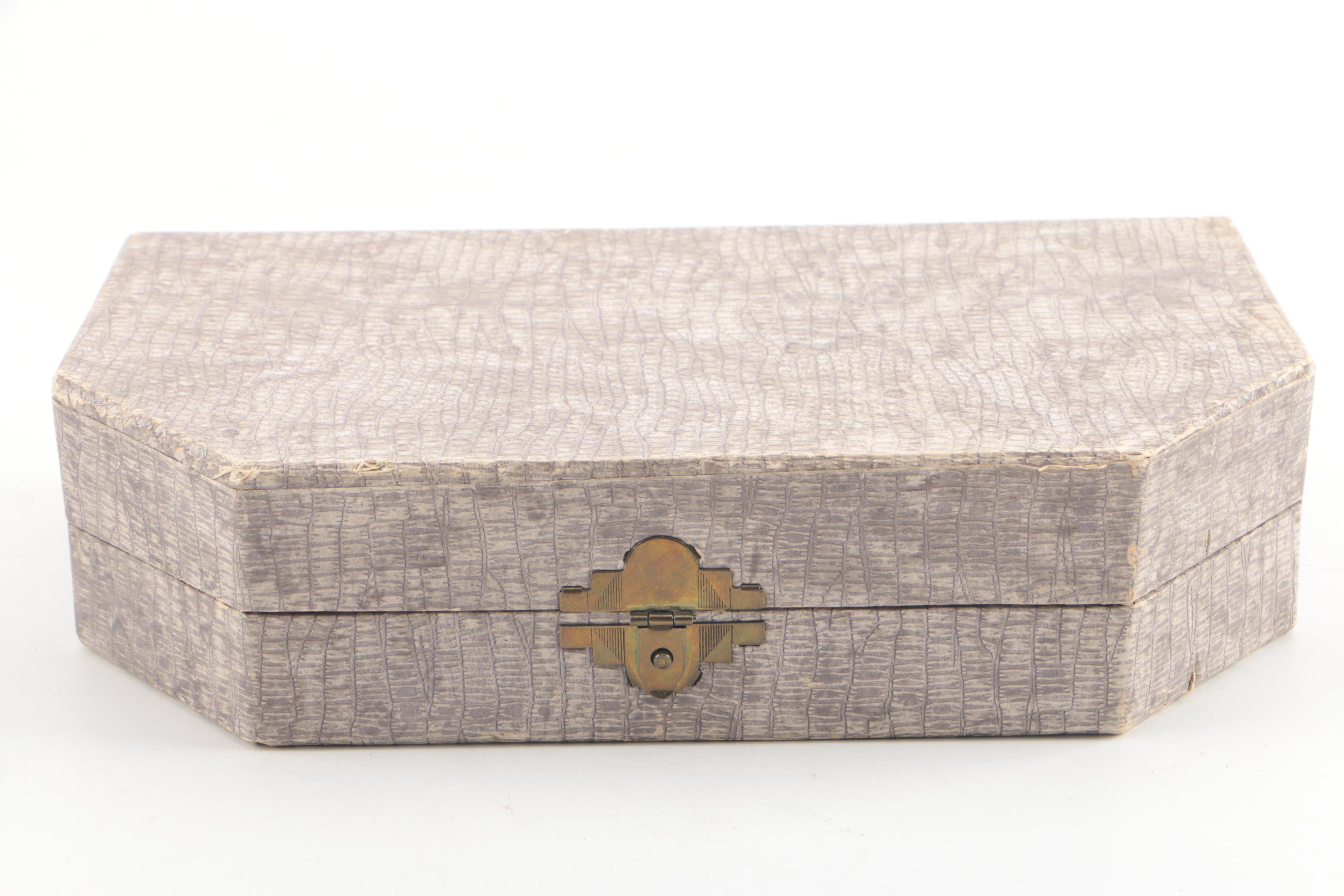 A.E. Lewis & Co. Porcelain Handled Sheffield Stainless Steel Butter Knife Set