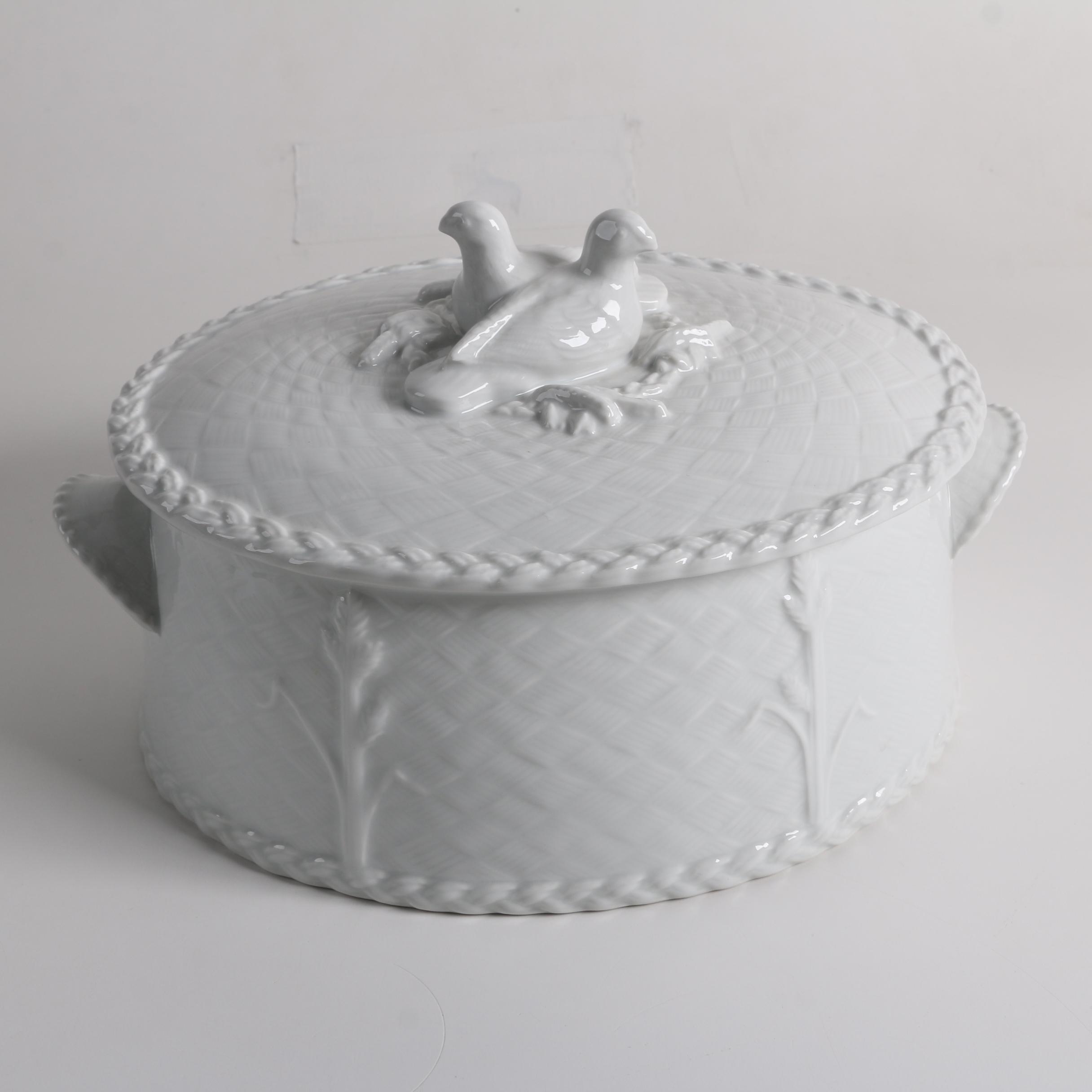 1983 Royal Worcester "Gourmet" Baking China Dish