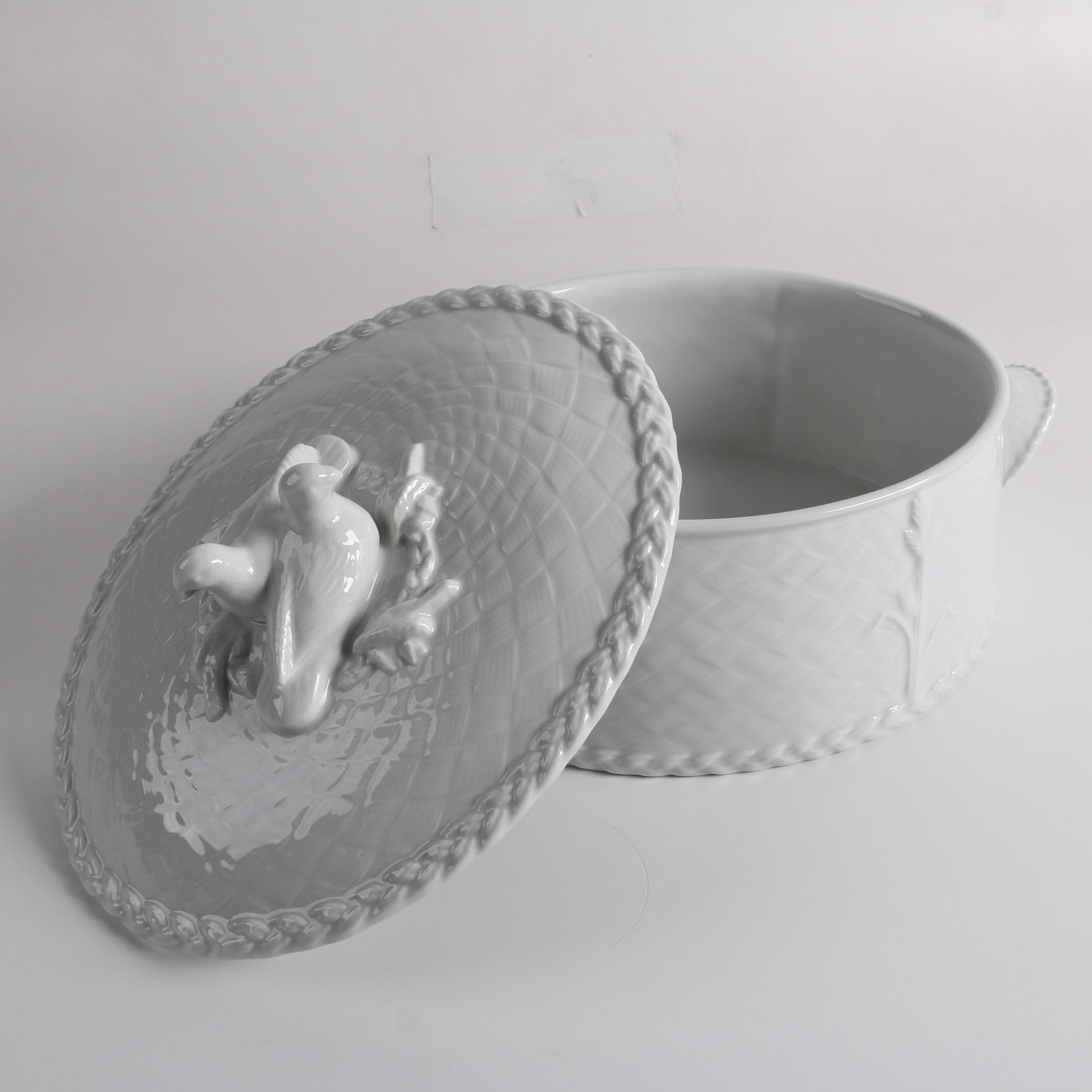 1983 Royal Worcester "Gourmet" Baking China Dish