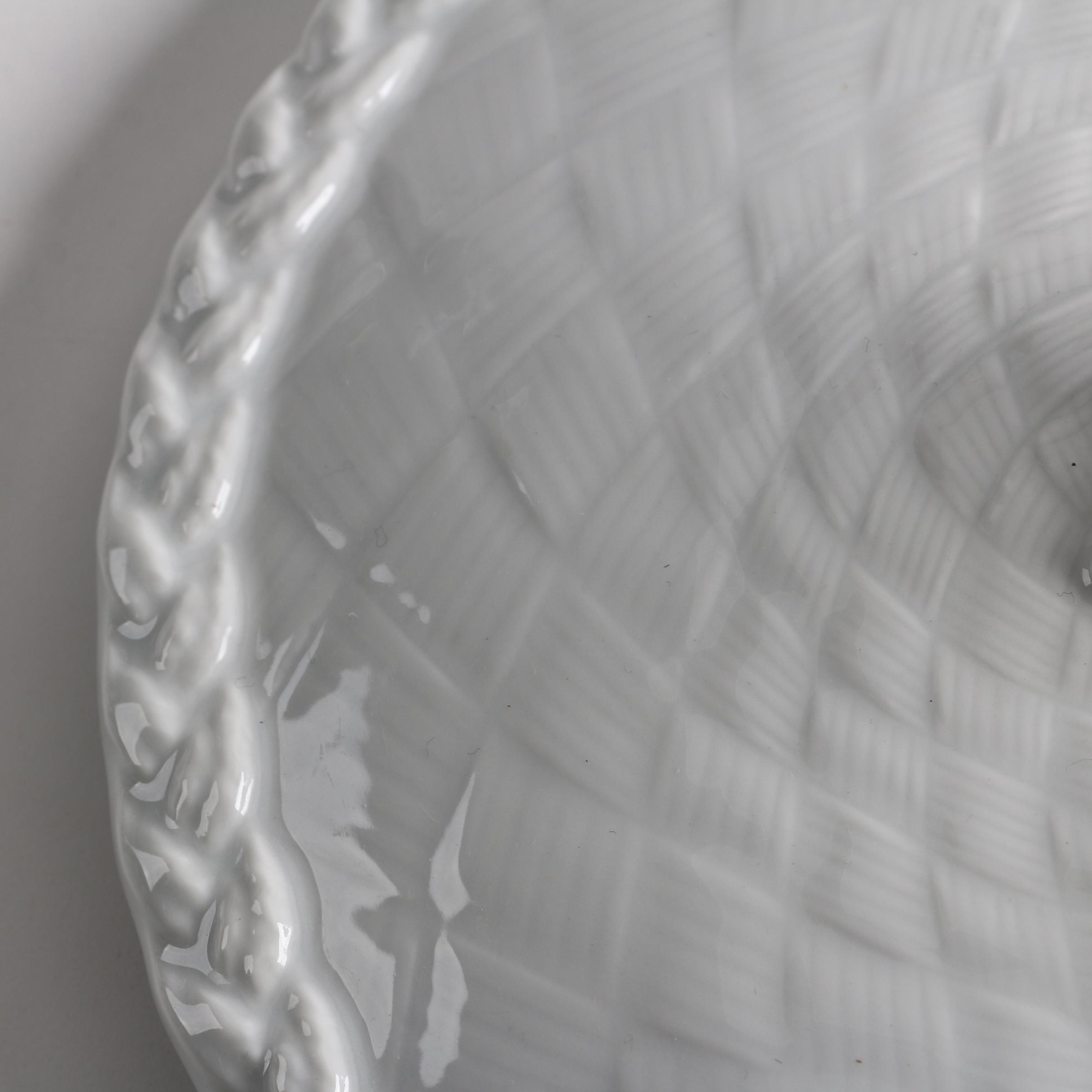 1983 Royal Worcester "Gourmet" Baking China Dish