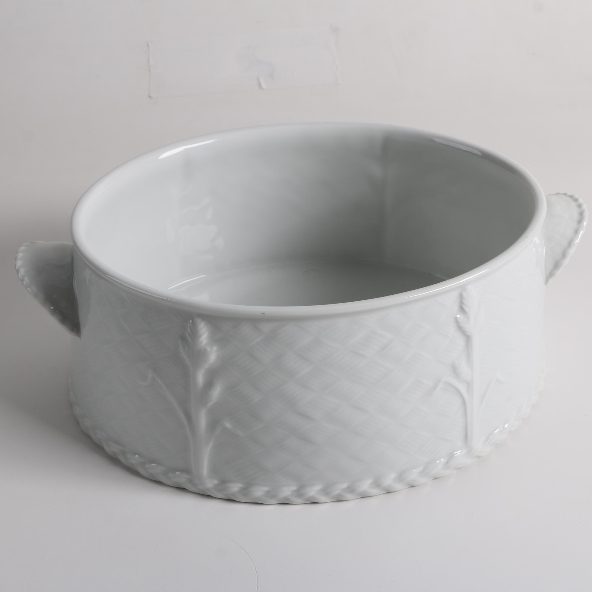 1983 Royal Worcester "Gourmet" Baking China Dish