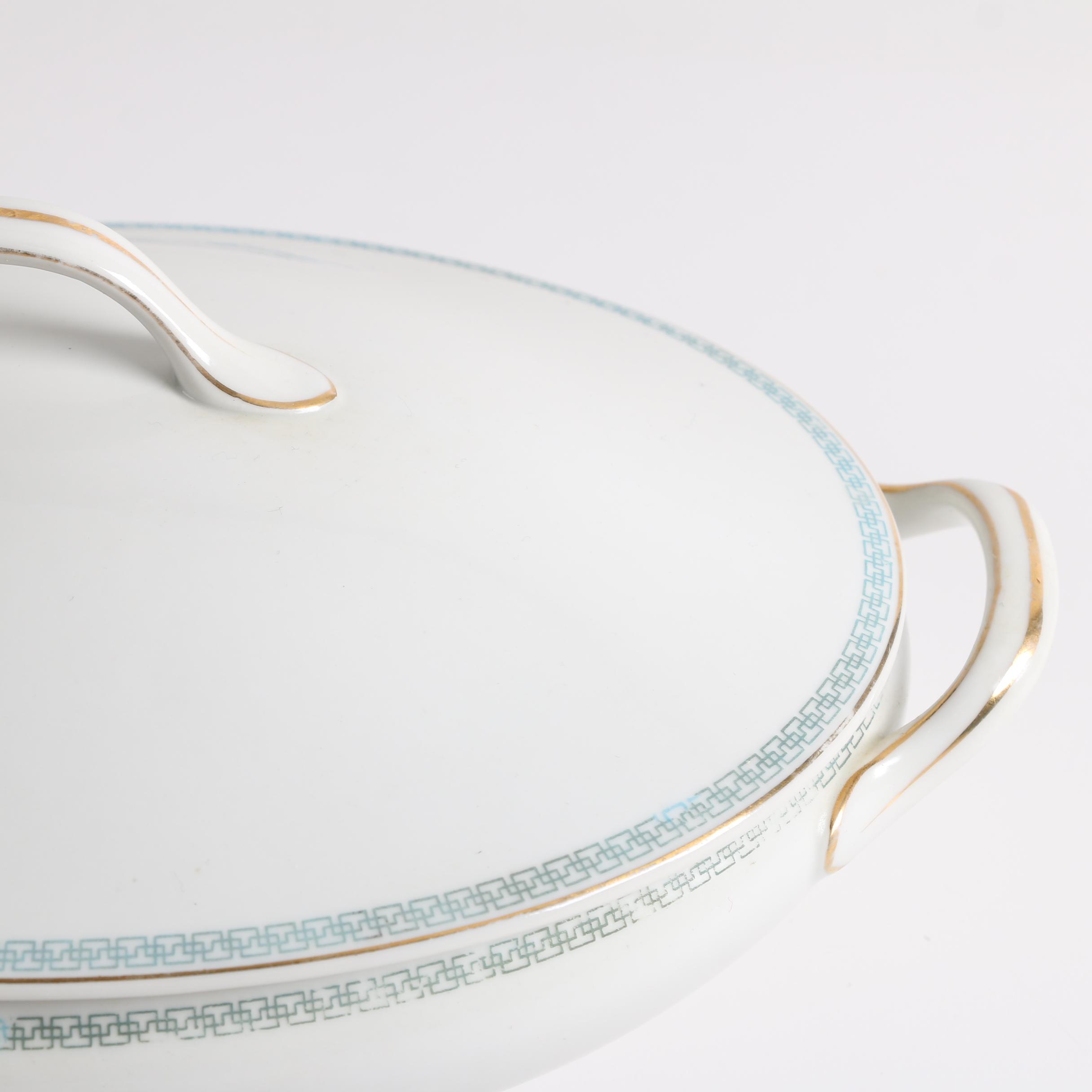 Japanese Porcelain Serveware Featuring Noritake "Shantung"