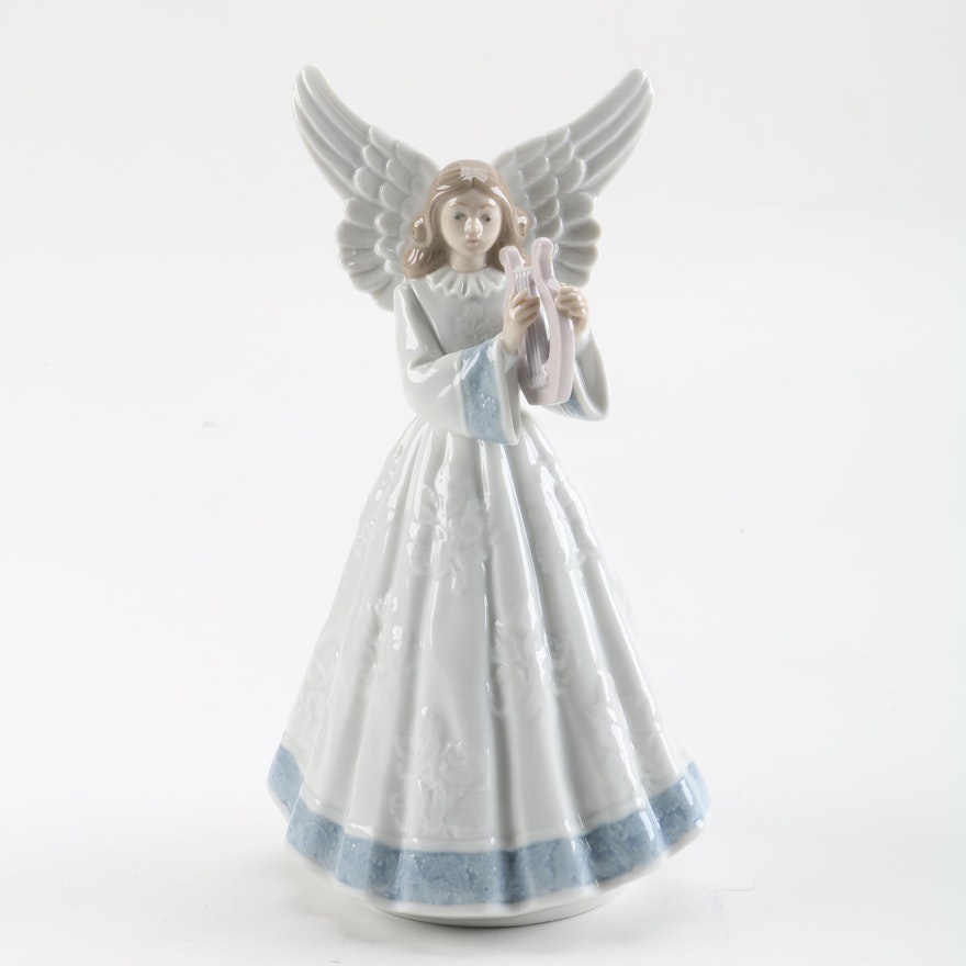 Lladró "Heavenly Harpist" Figurine