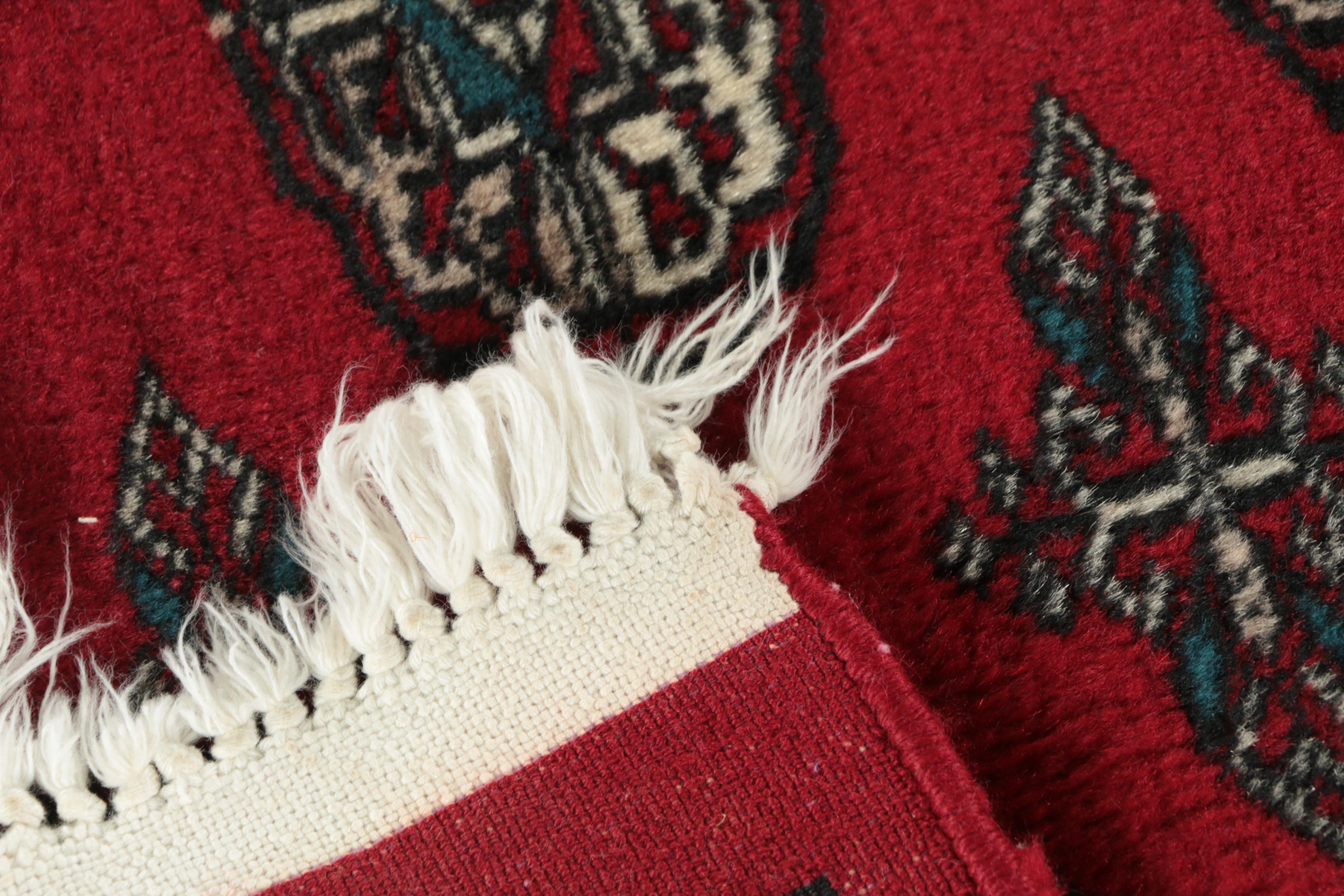 Finely Hand-Knotted Pakistani Bokhara Wool Area Rug