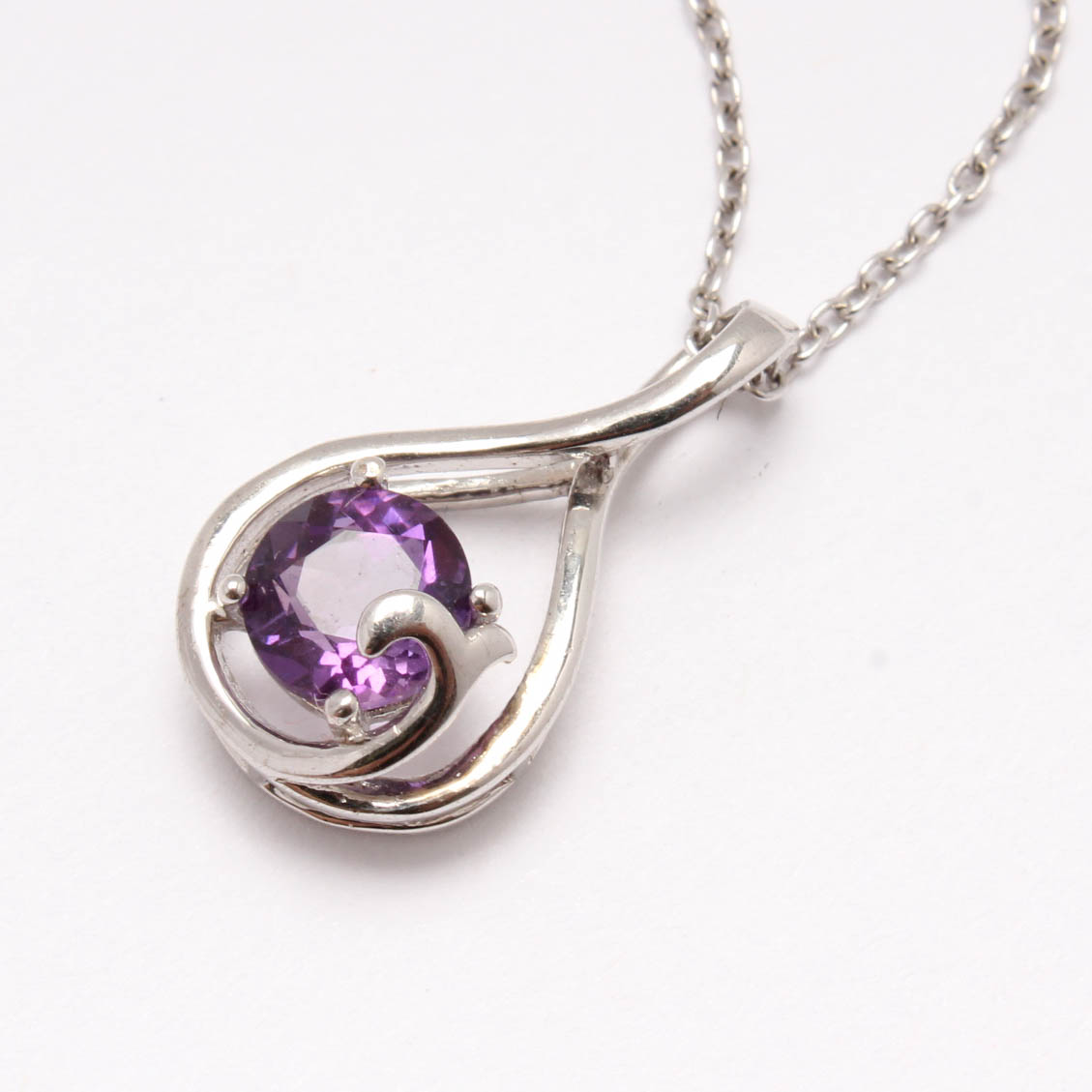 Sterling Silver Amethyst Pendant Necklace