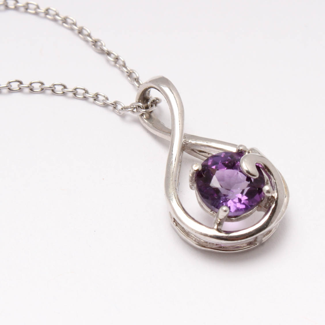 Sterling Silver Amethyst Pendant Necklace