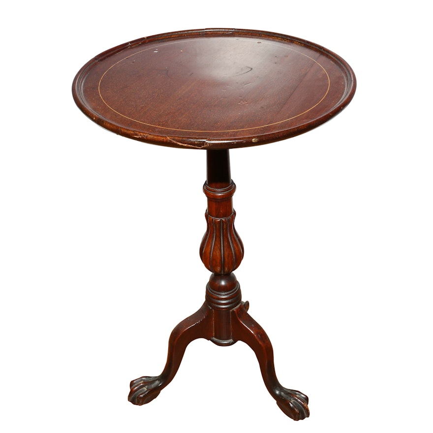 Vintage Chippendale Style Tilt-Top Pedestal Side Table