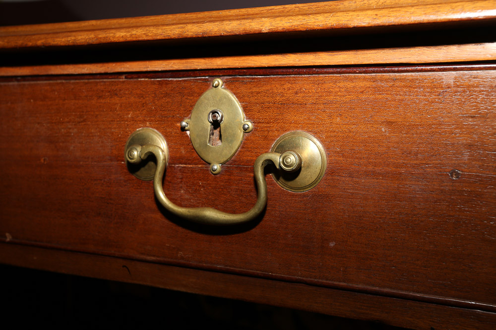 Antique Queen Anne Style Side Table