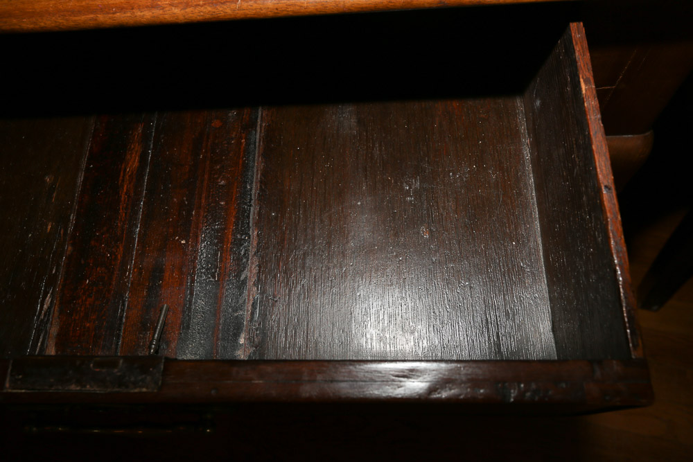 Antique Queen Anne Style Side Table