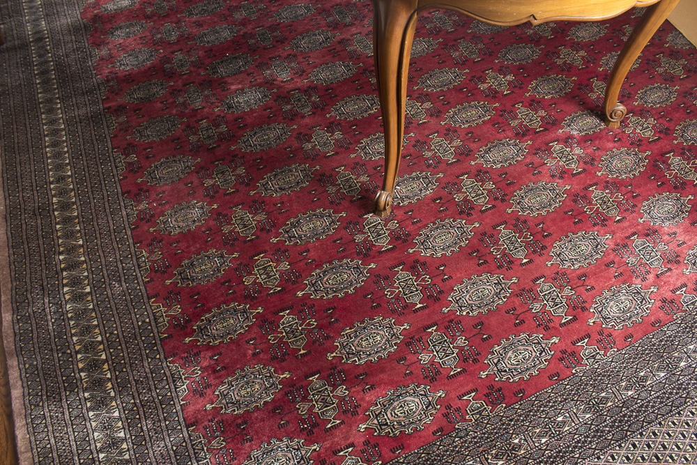 Finely Hand-Knotted Pakistani Bokhara Wool Area Rug