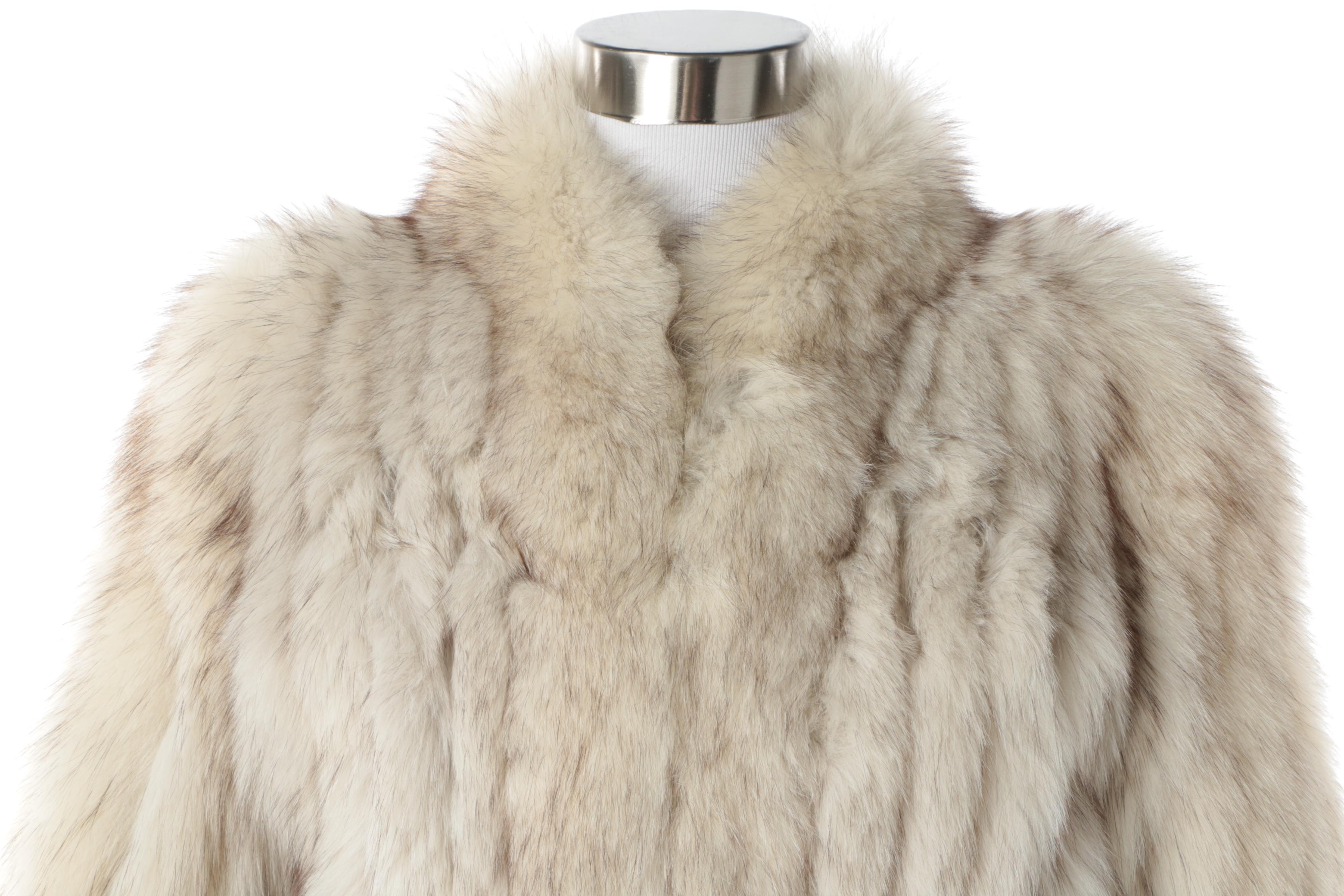 Women's Vintage Bricker-Tunis Furriers Saga Fox Fur Coat