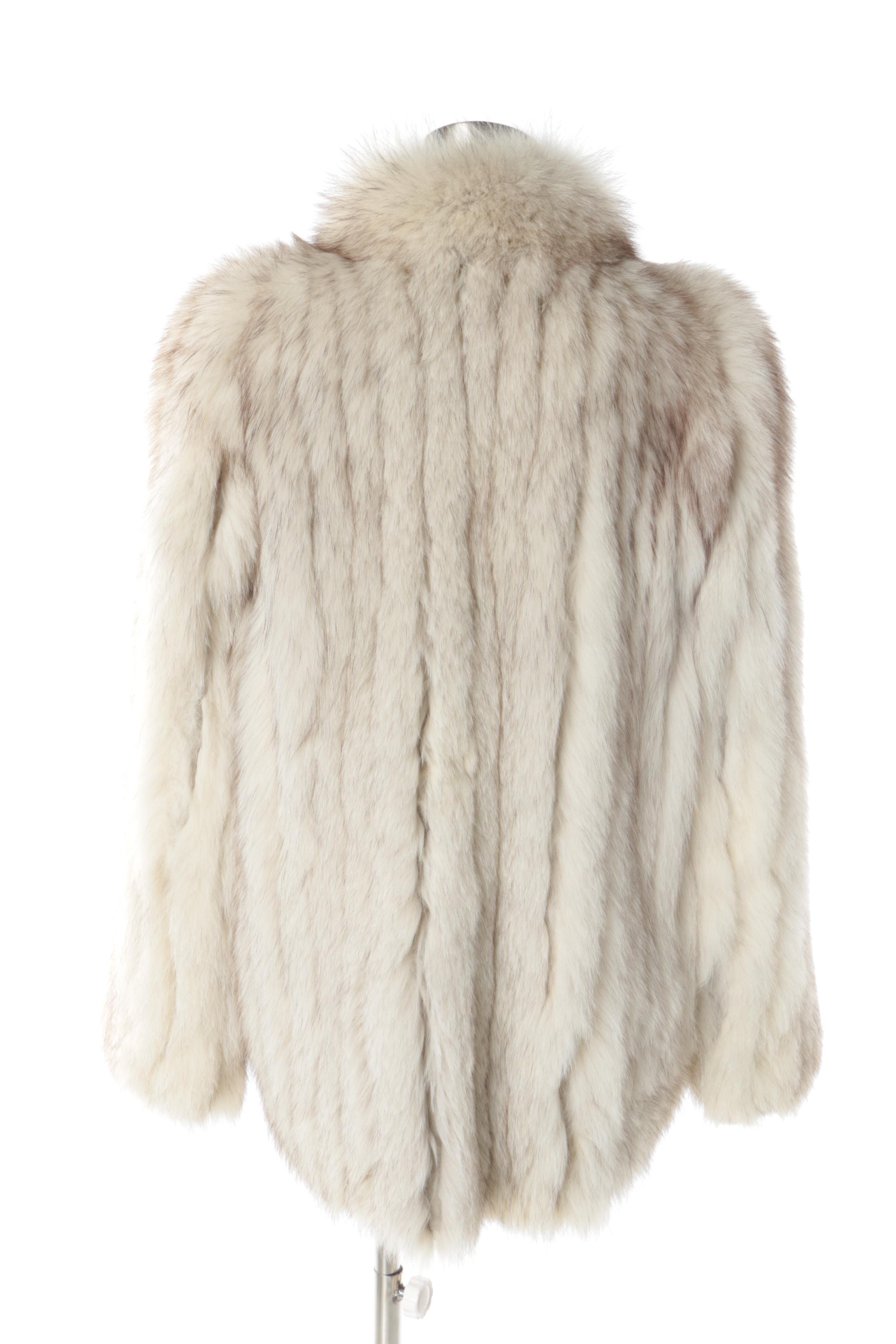 Women's Vintage Bricker-Tunis Furriers Saga Fox Fur Coat