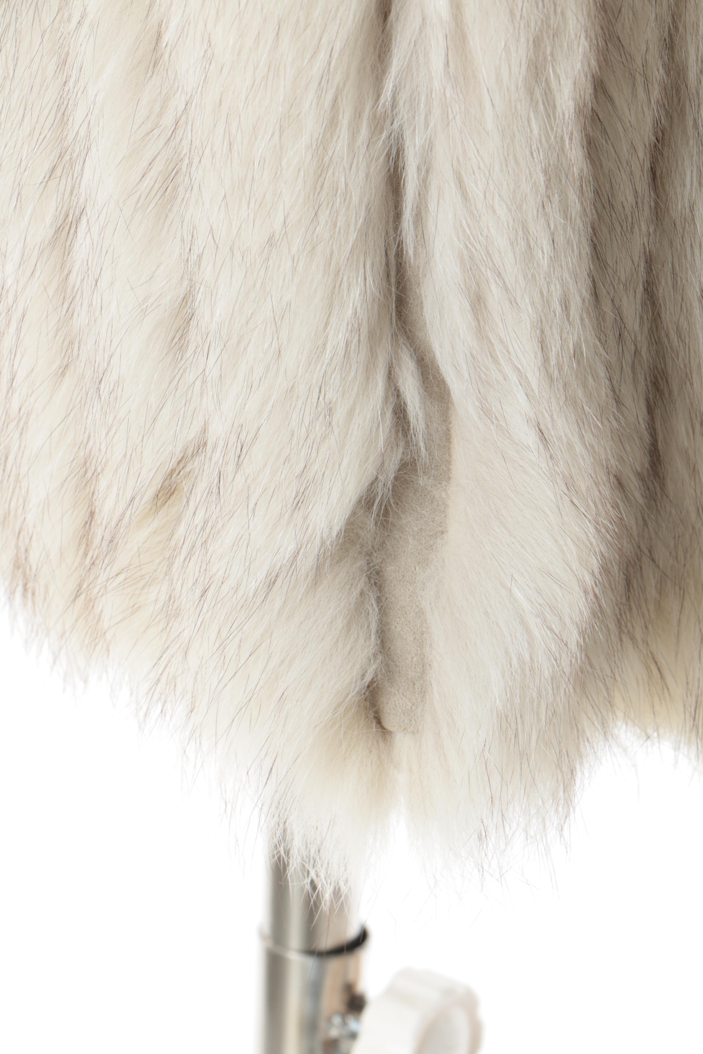 Women's Vintage Bricker-Tunis Furriers Saga Fox Fur Coat