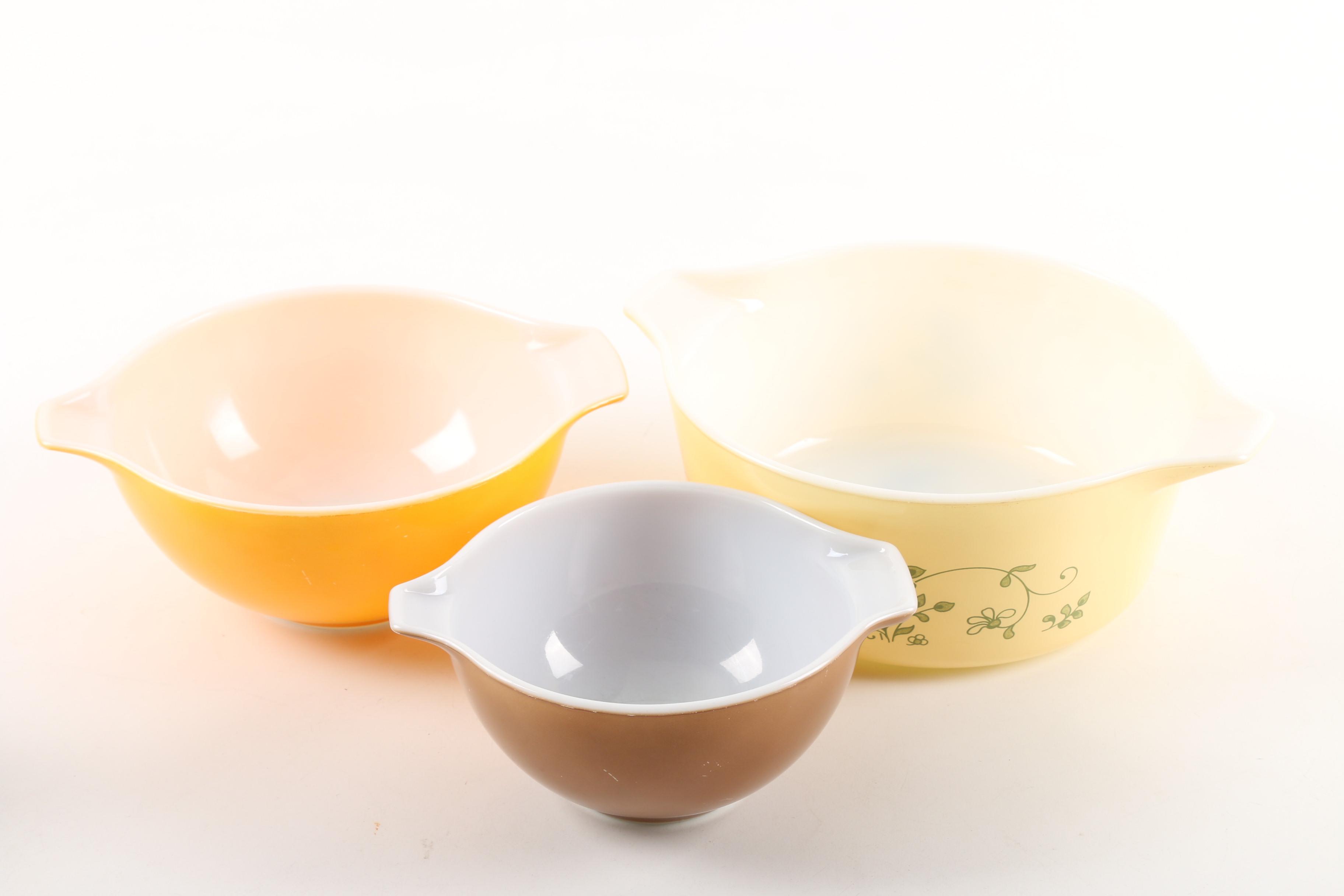 Vintage Anchor Hocking "Kimberly" Glass Mugs with Ramekins and Pyrex Bowls