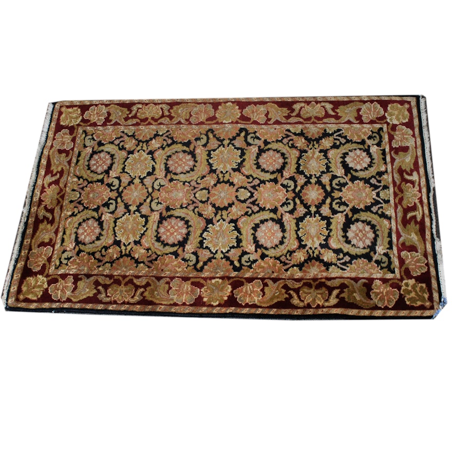 Hand-Knotted Indo-Persian Kashan Style Wool Accent Rug
