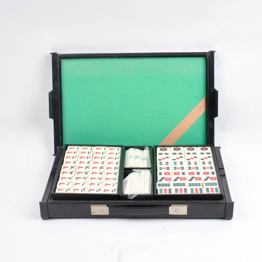 Mahjong Game in Case