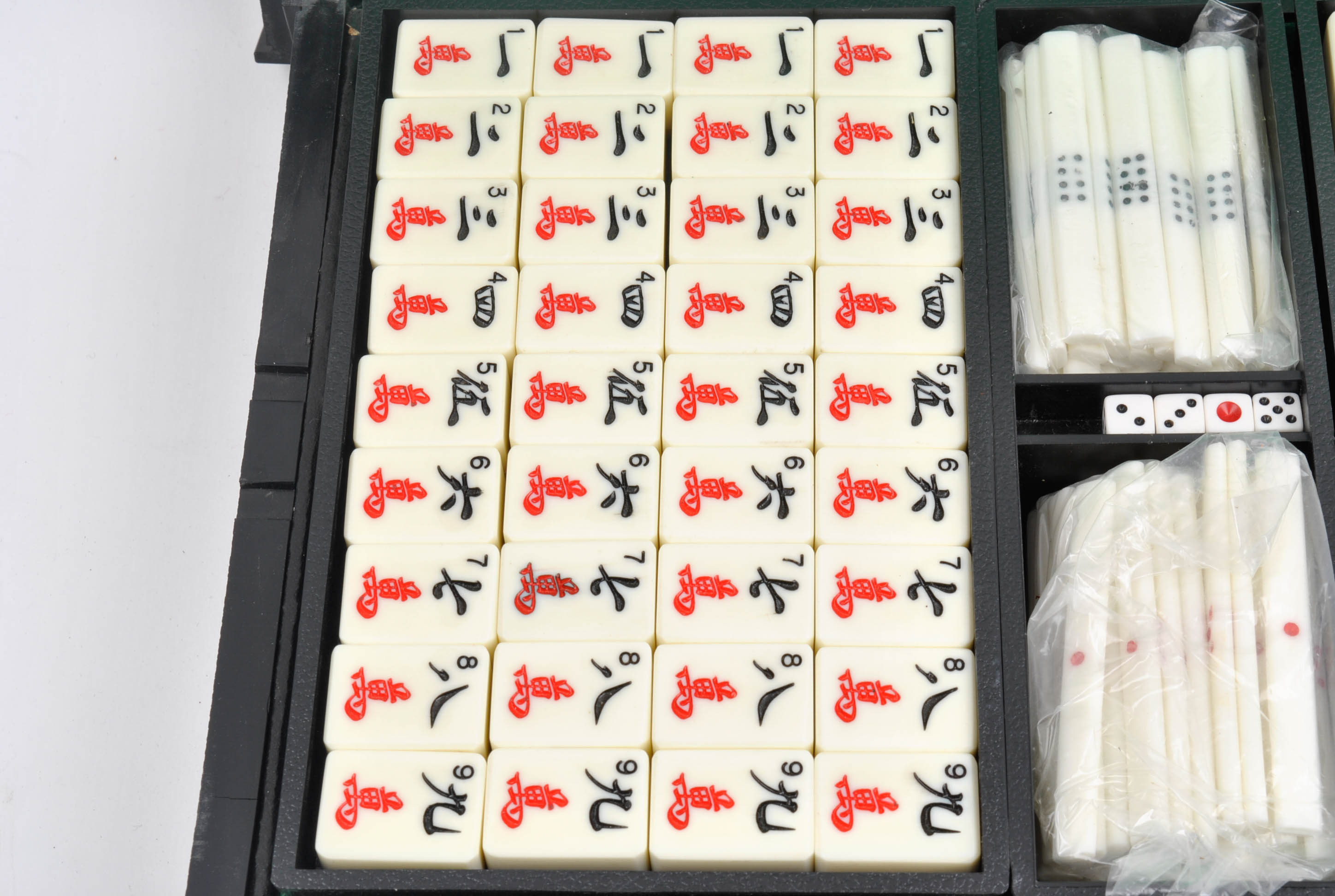 Mahjong Game in Case