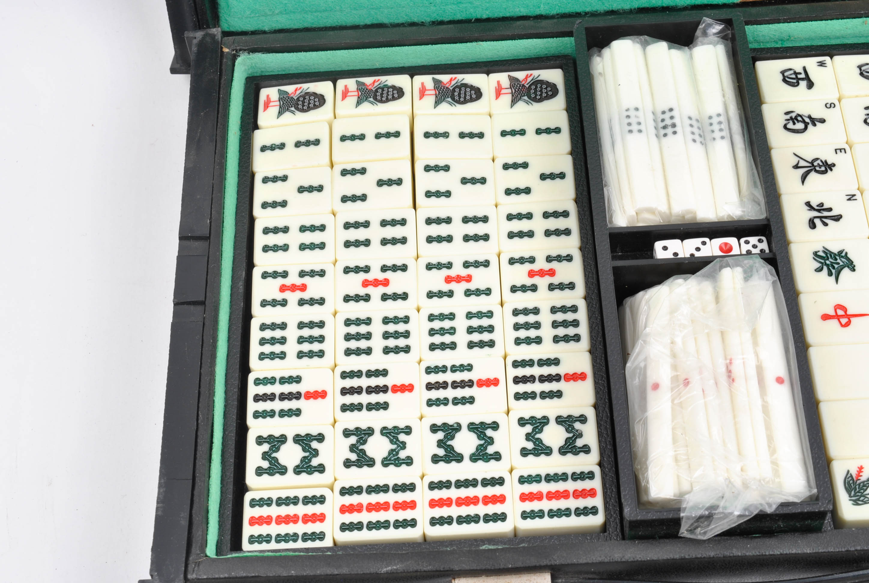 Mahjong Game in Case