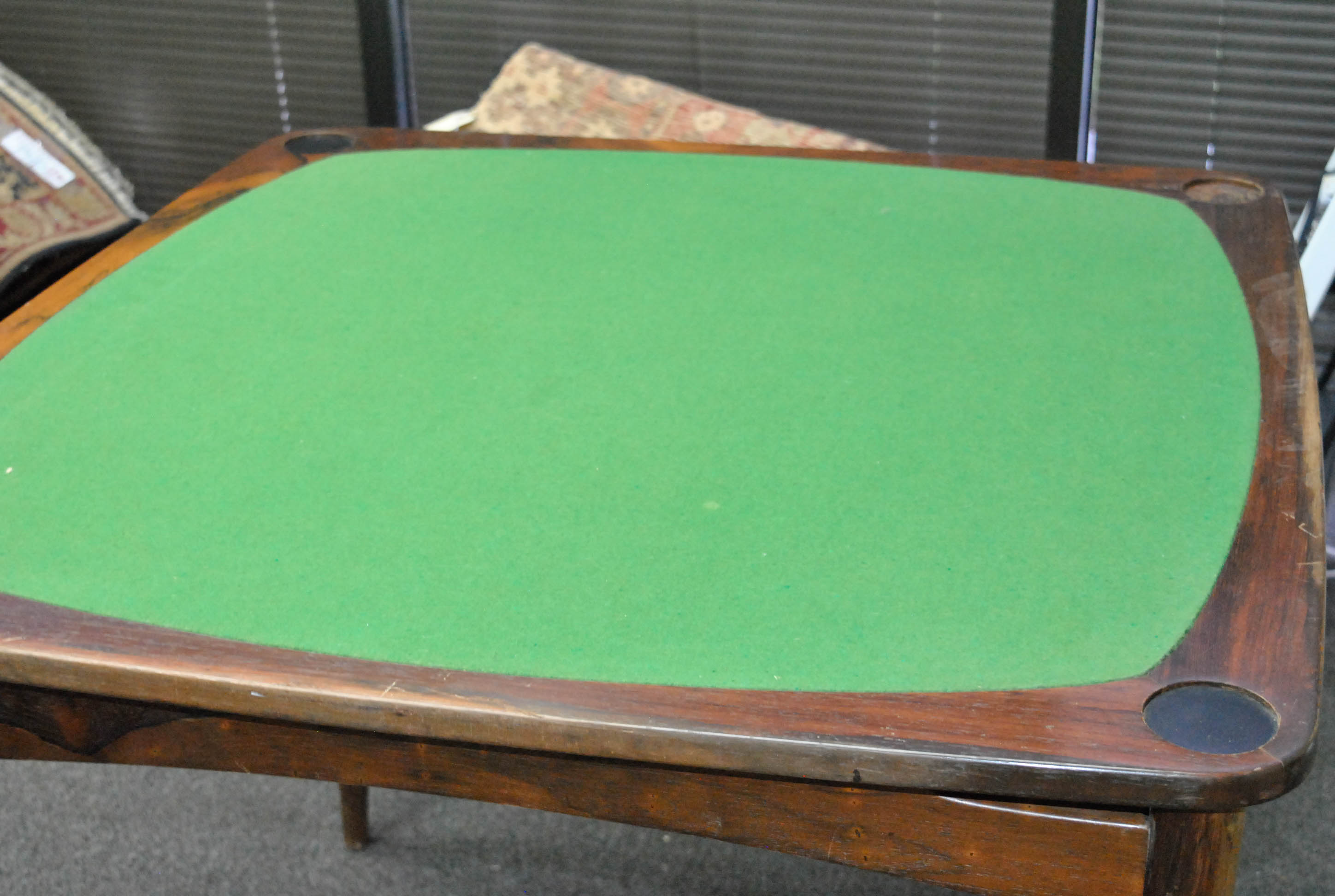 Felt Top Folding Game Table