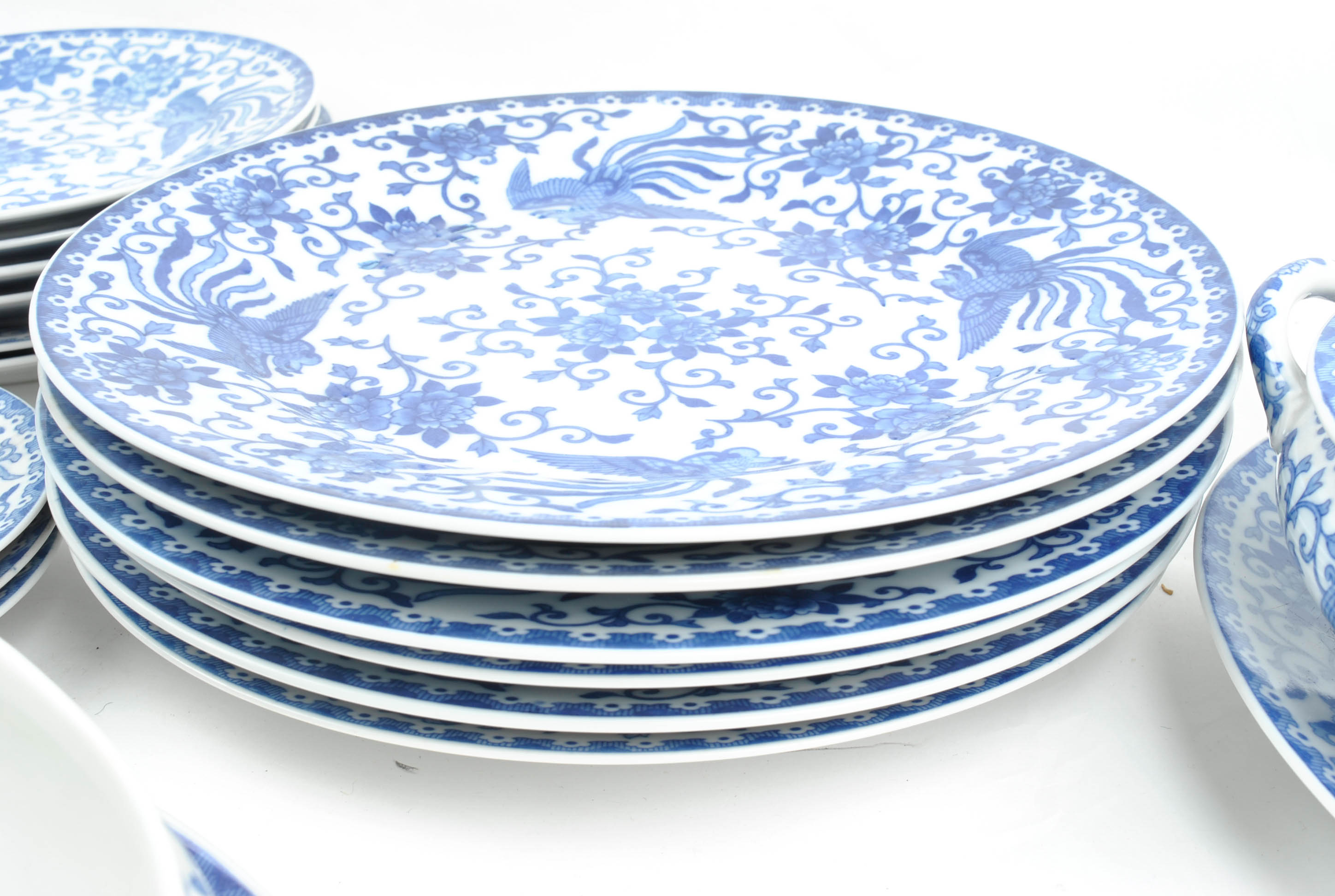 Noritake "Howo" Porcelain Dinnerware and Serveware