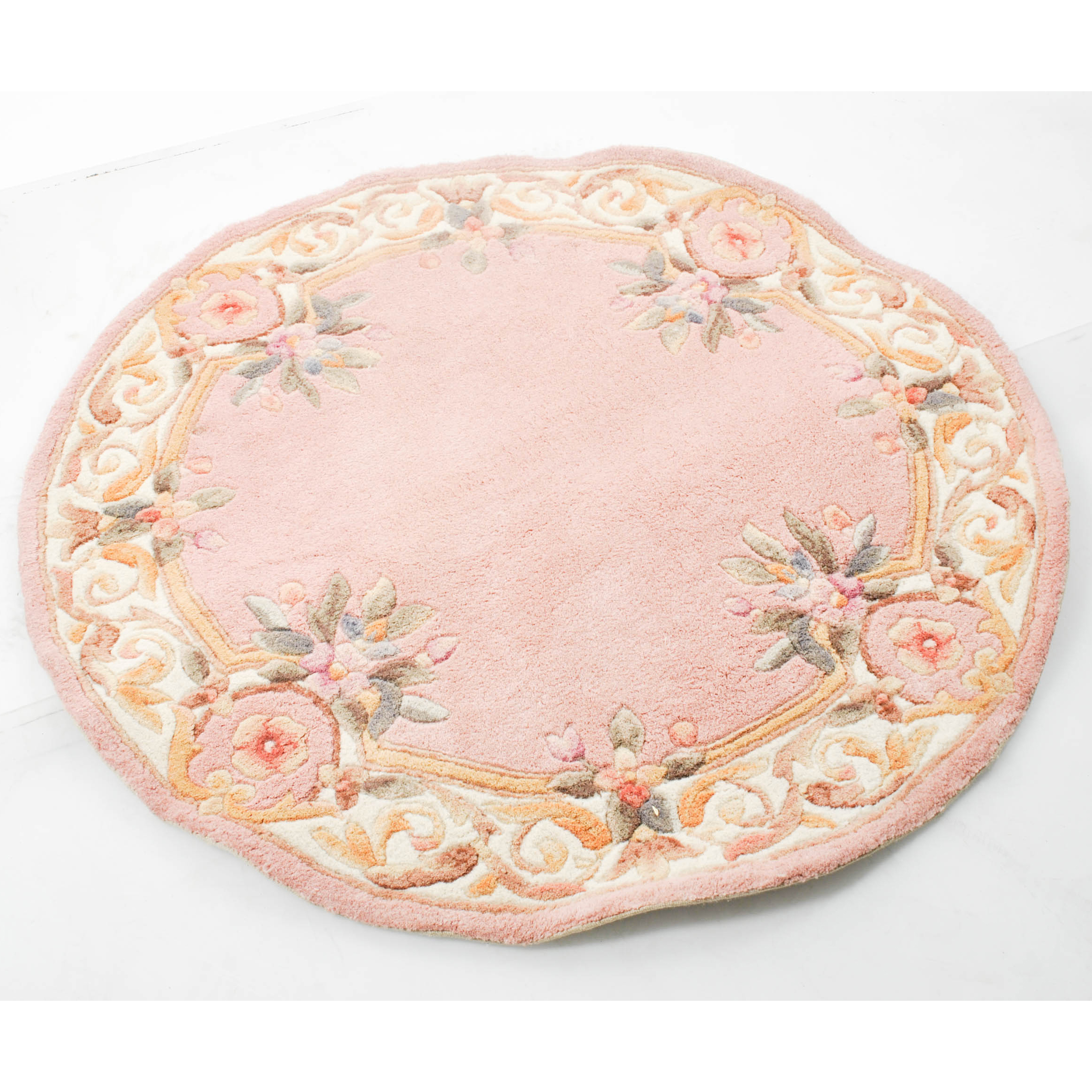 Hand-Tufted Chinese "Harmony" Carved Wool Area Rug by Momeni